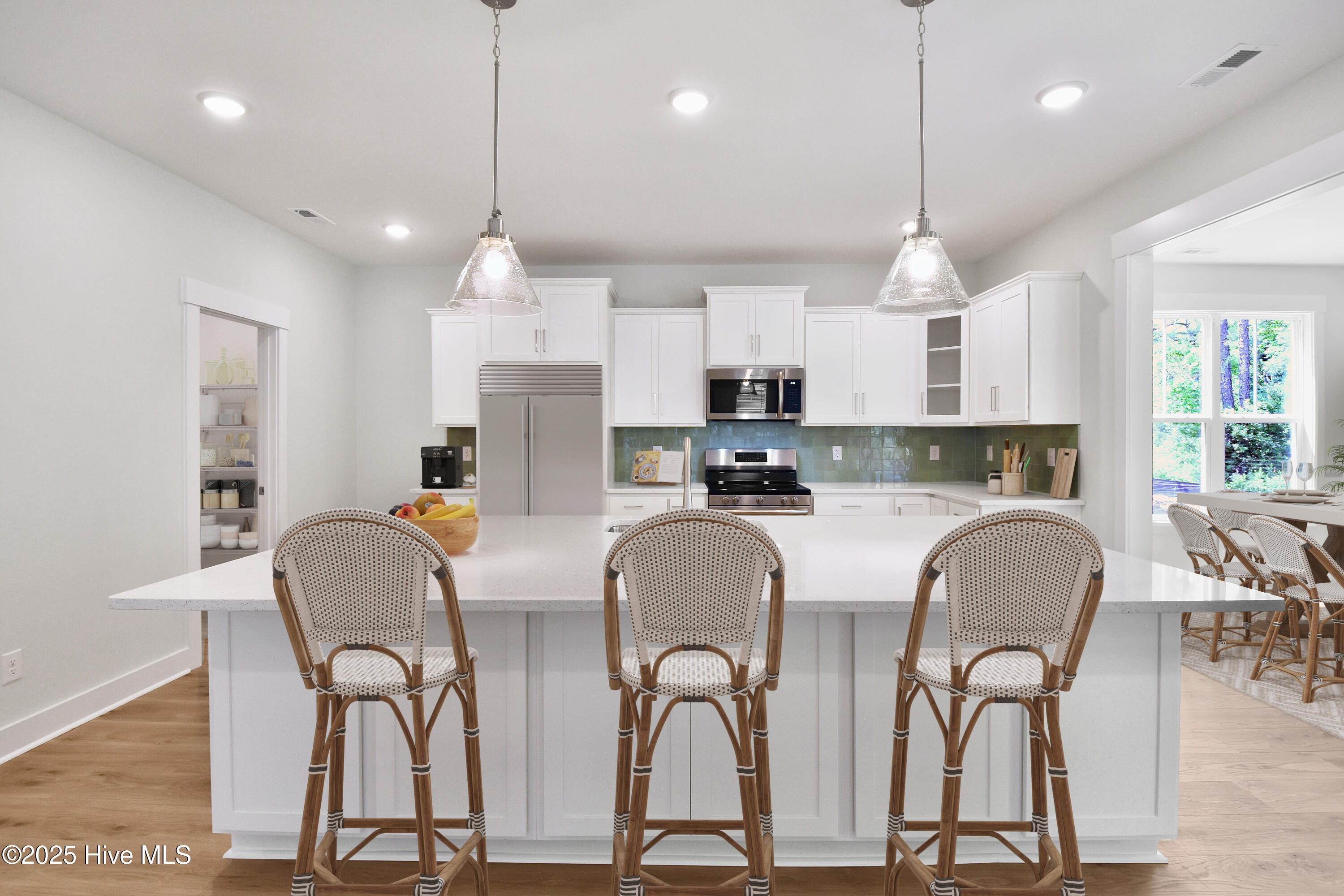 Leland, North Carolina, 28451, United States, 5 Bedrooms Bedrooms, ,4 BathroomsBathrooms,Residential,For Sale,1939414