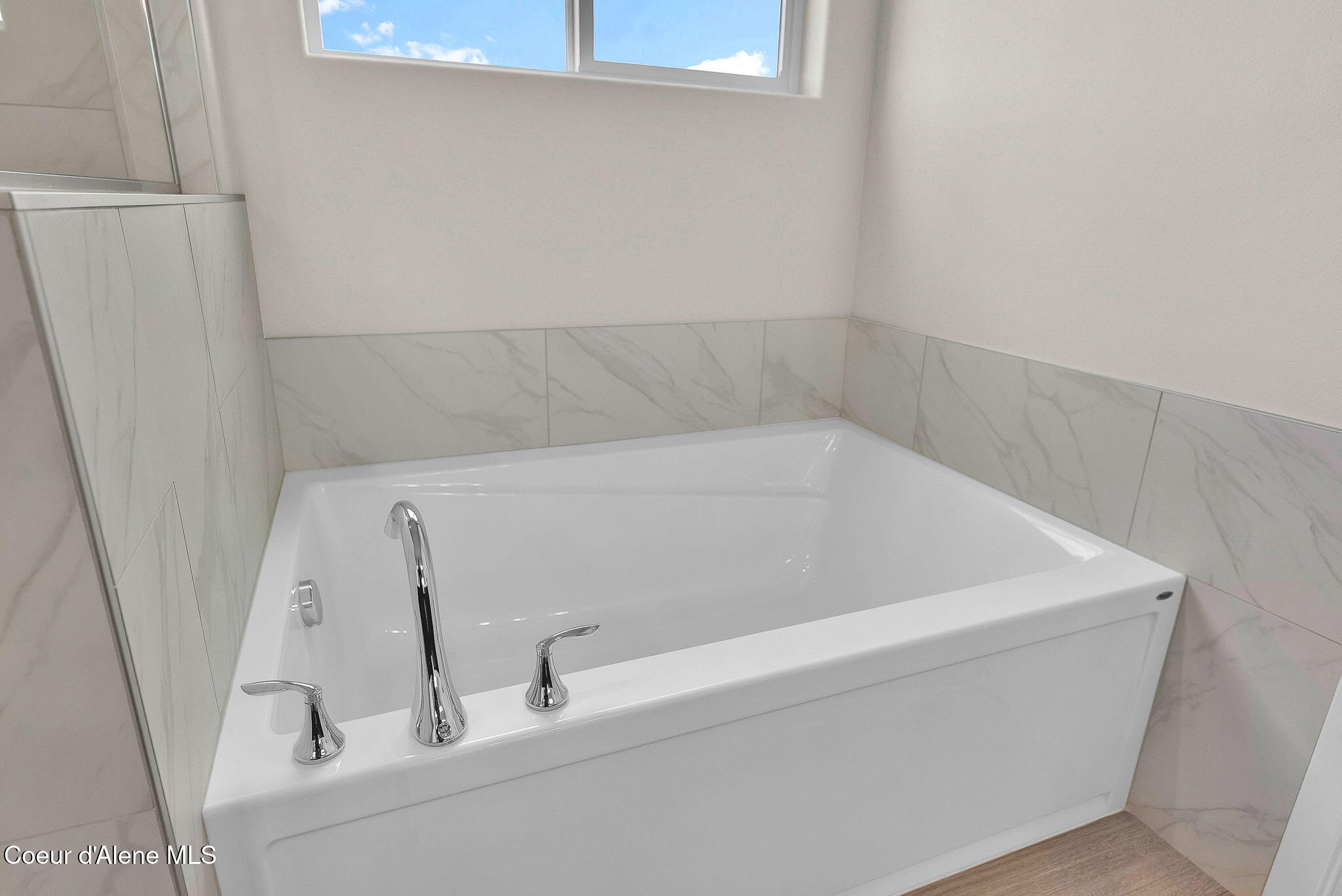 Rathdrum, Idaho, 83858, United States, 5 Bedrooms Bedrooms, ,1 BathroomBathrooms,Residential,For Sale,1989030