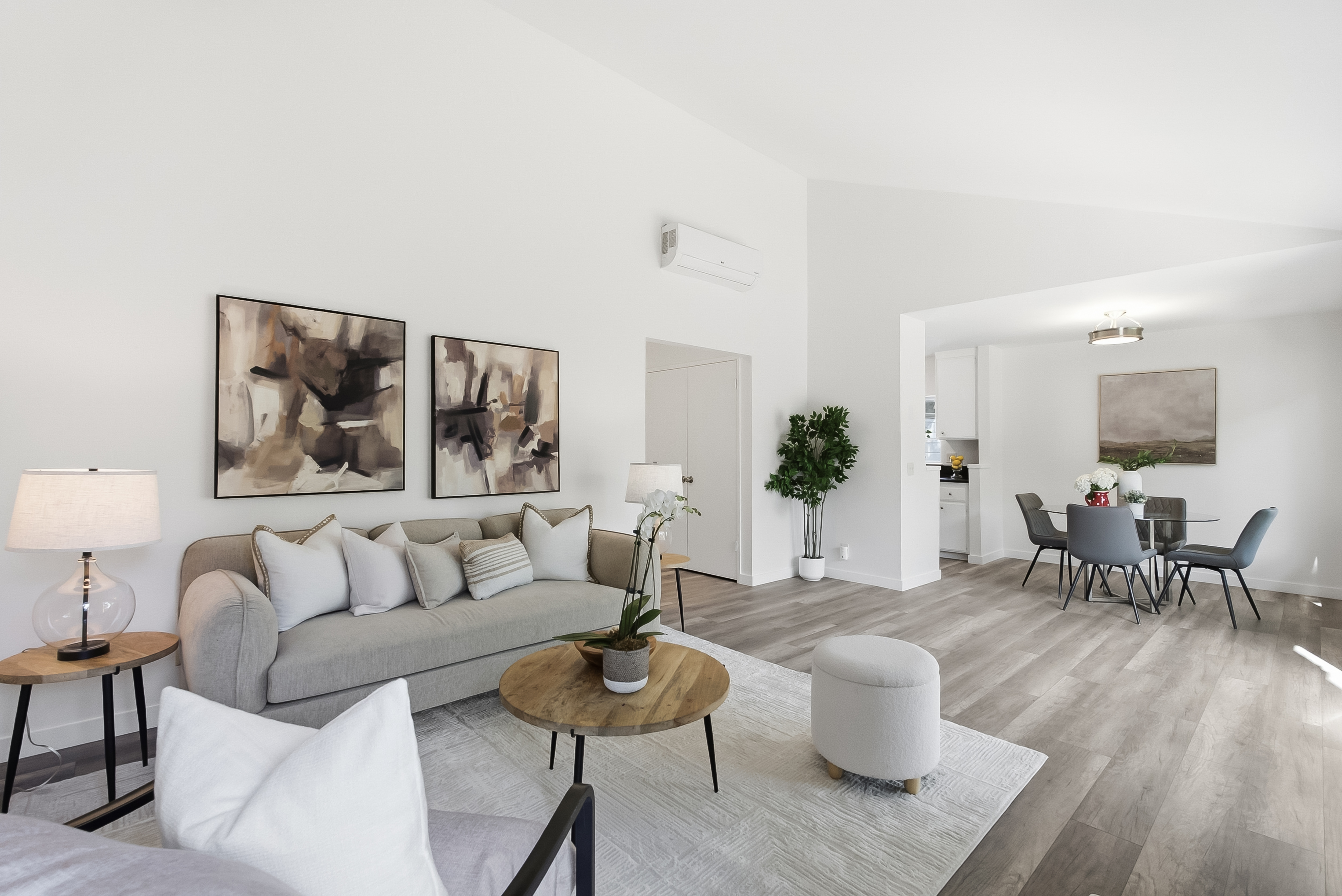  Lakefront Living in the Heart of Mountain View - 物件實景