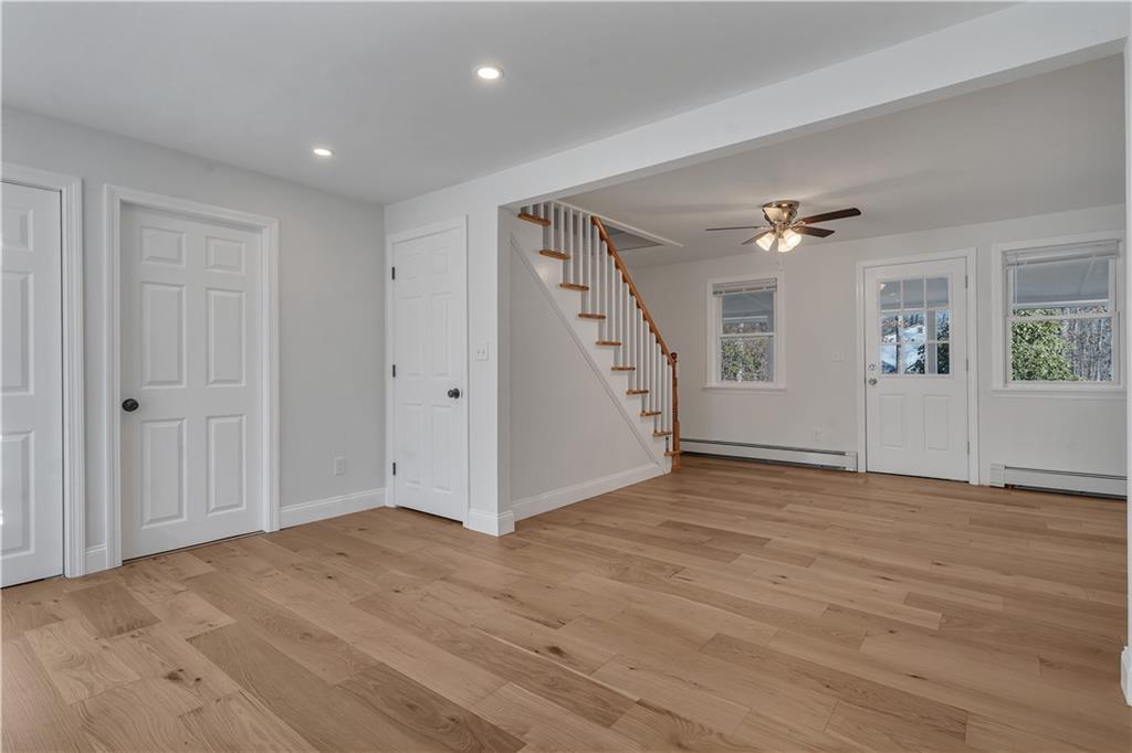 Burrillville, Rhode Island, 02859, United States, 5 Bedrooms Bedrooms, ,3 BathroomsBathrooms,Residential,For Sale,2008536