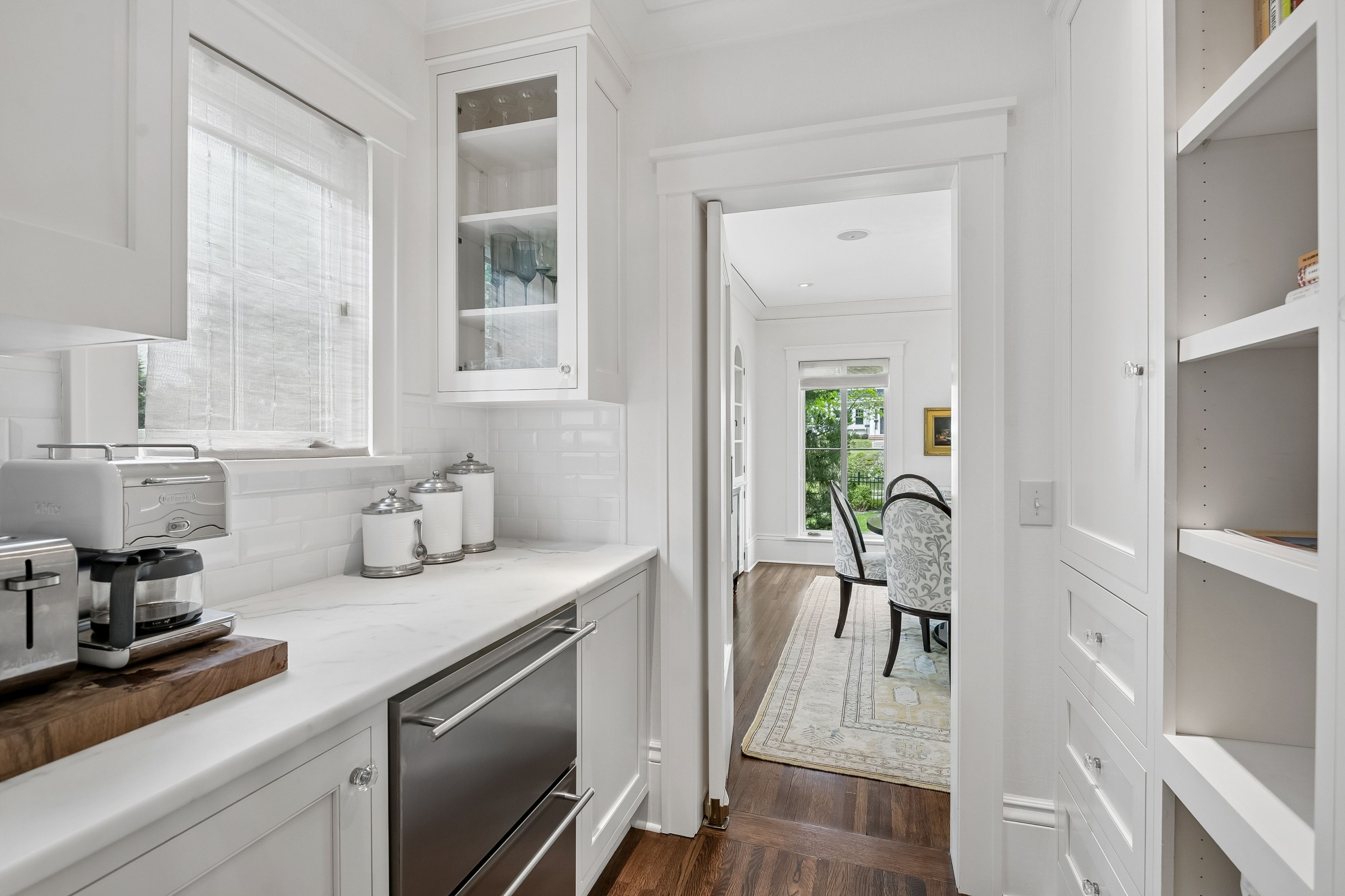  Architectural Elegance in Prestigious Kenwood - 物件實景