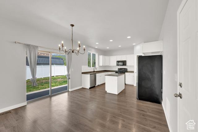 Farmington, Utah, 84025, United States, 4 Bedrooms Bedrooms, ,3 BathroomsBathrooms,Residential,For Sale,1851956