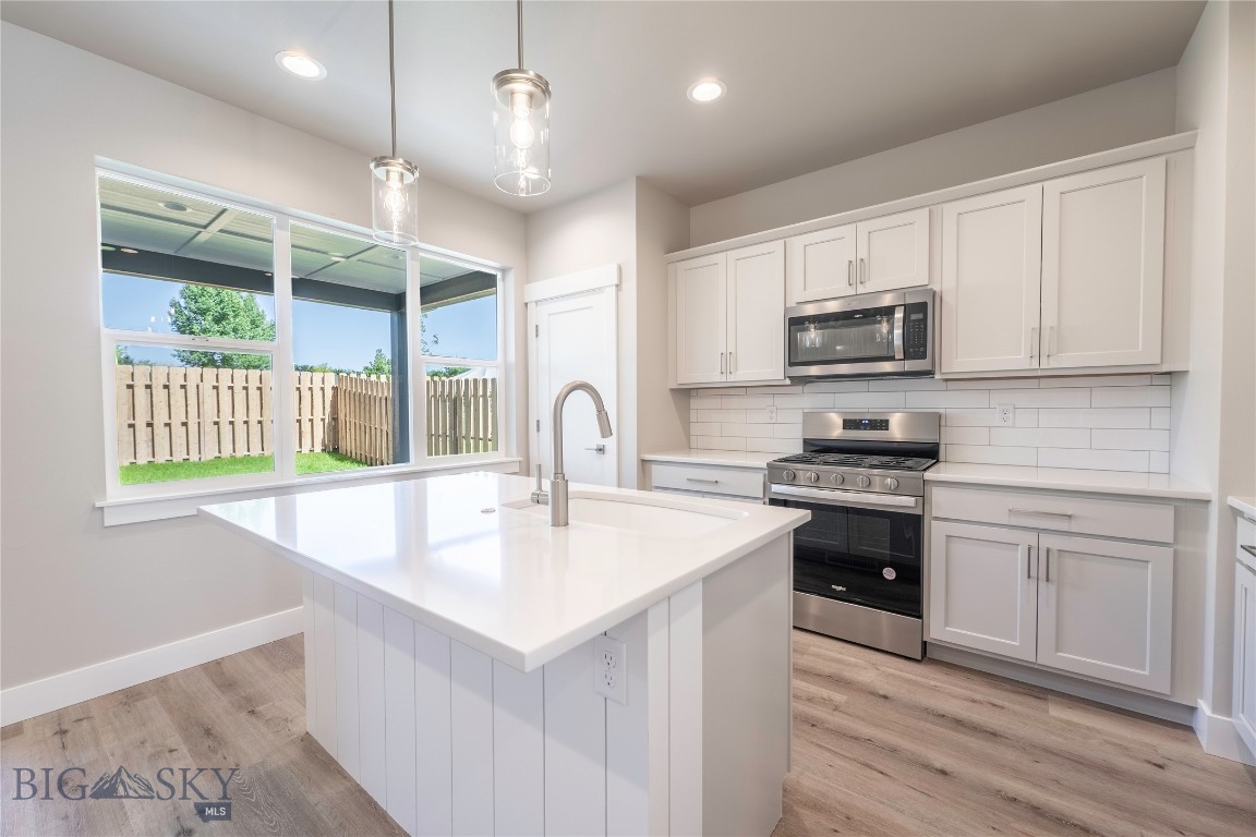 Bozeman, Montana, 59718, United States, 4 Bedrooms Bedrooms, ,2 BathroomsBathrooms,Residential,For Sale,1907134