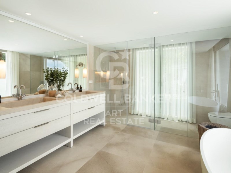 Marbella, Andalusia, ES, 6 Bedrooms Bedrooms, ,6 BathroomsBathrooms,Residential,For Sale,1882759