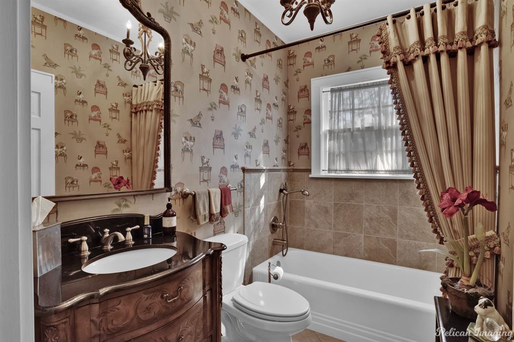 Shreveport, Louisiana, 71106, United States, 5 Bedrooms Bedrooms, ,4 BathroomsBathrooms,Residential,For Sale,1779420
