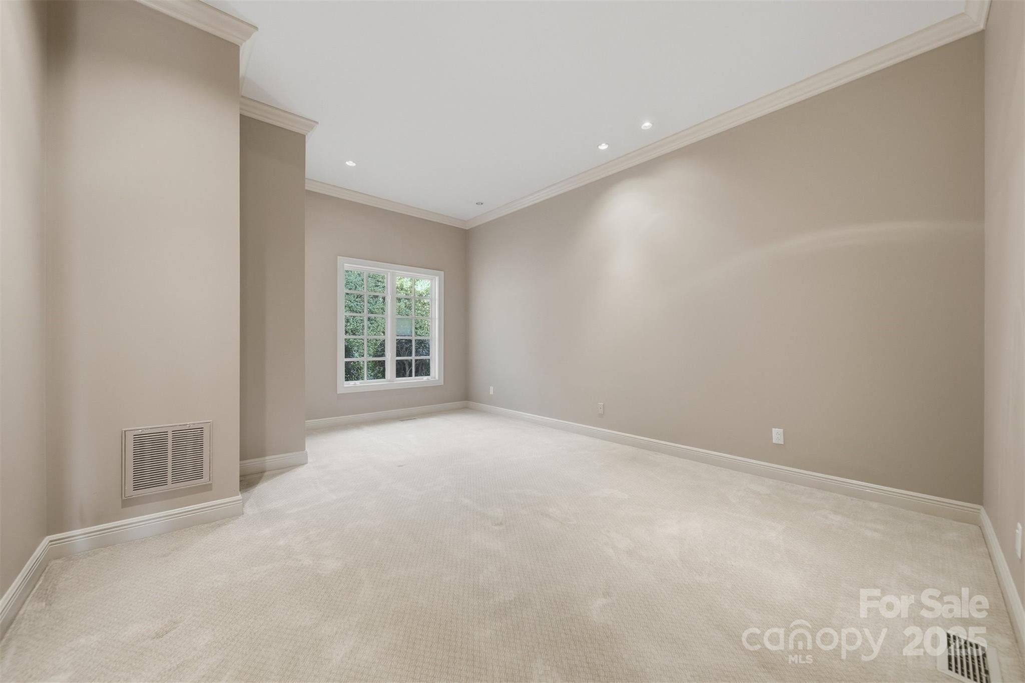 Conover, North Carolina, 28613, United States, 6 Bedrooms Bedrooms, ,7 BathroomsBathrooms,Residential,For Sale,1991981