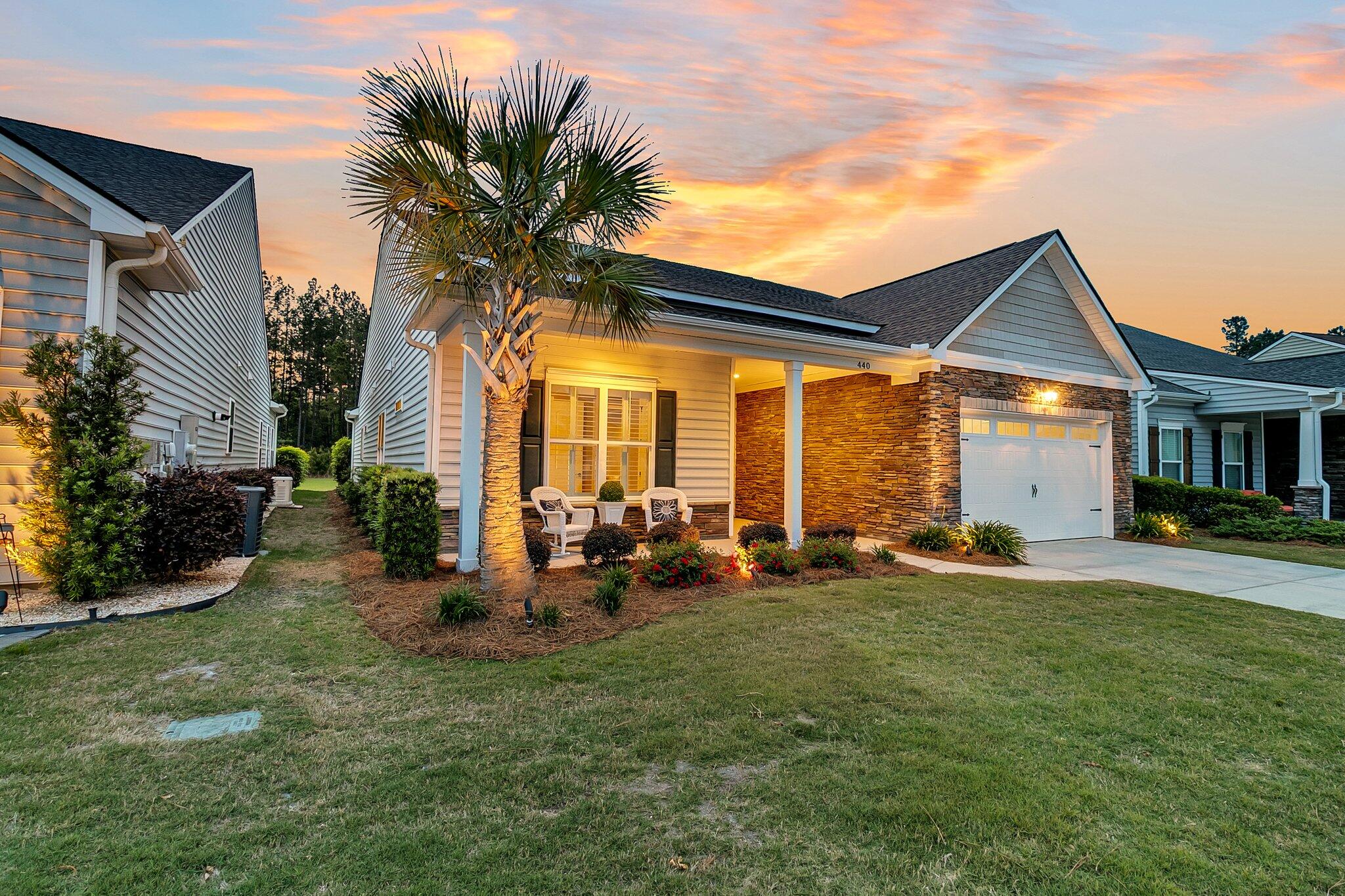 Summerville, South Carolina, 29486, United States, 3 Bedrooms Bedrooms, ,3 BathroomsBathrooms,Residential,For Sale,1784160