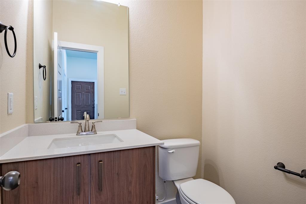 Venus, Texas, 76084, United States, 8 Bedrooms Bedrooms, ,6 BathroomsBathrooms,Residential,For Sale,1922033
