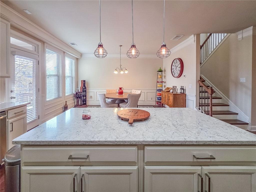 Alpharetta, Georgia, 30009, United States, 3 Bedrooms Bedrooms, ,4 BathroomsBathrooms,Residential,For Sale,2006283