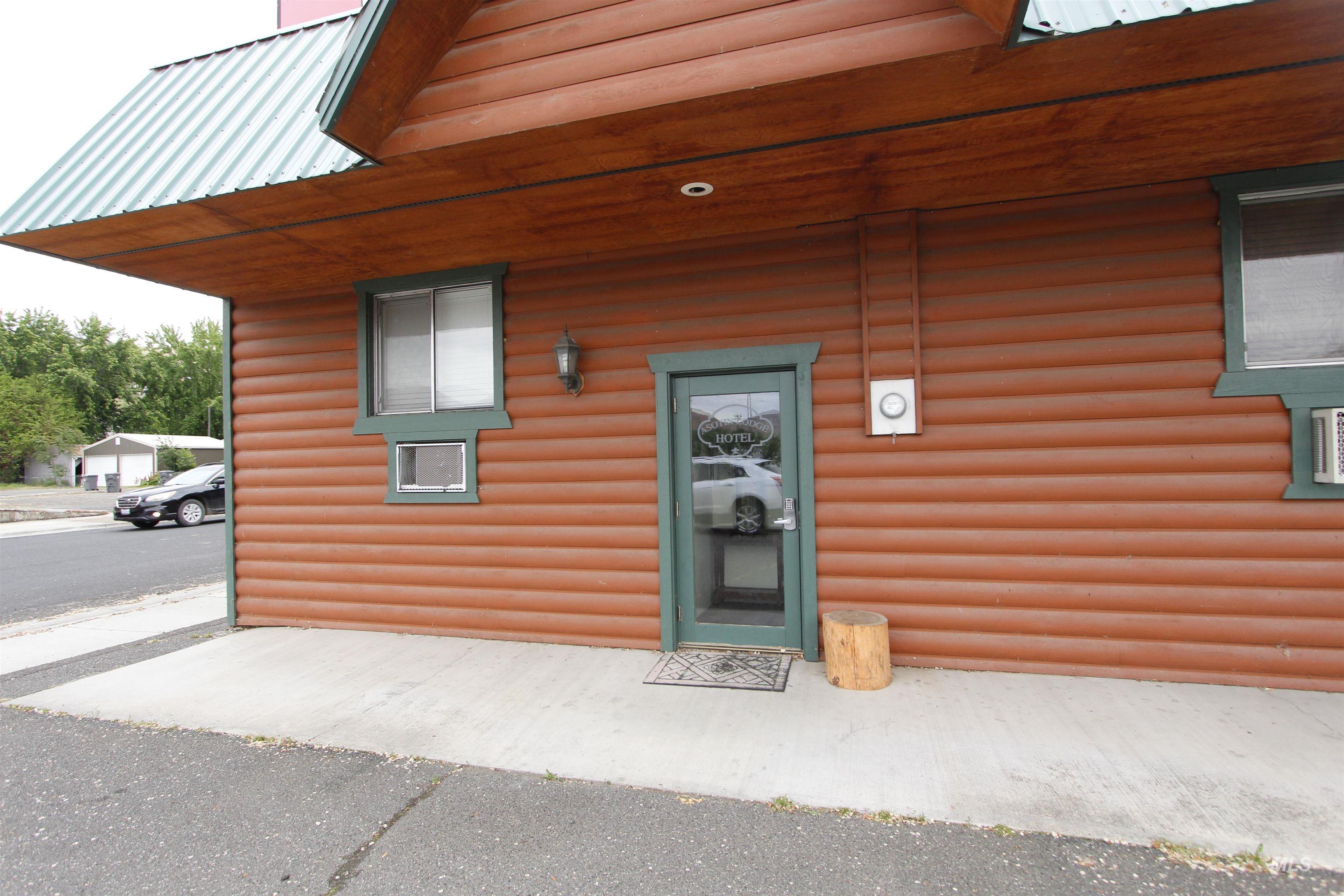 Asotin, Washington, 99402, United States, ,Residential,For Sale,1837718