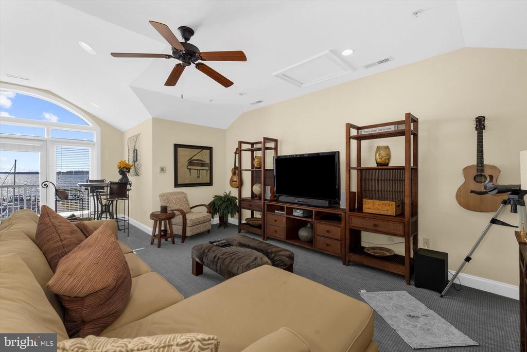 Grasonville, Maryland, 21638, United States, 4 Bedrooms Bedrooms, ,4 BathroomsBathrooms,Residential,For Sale,1989342