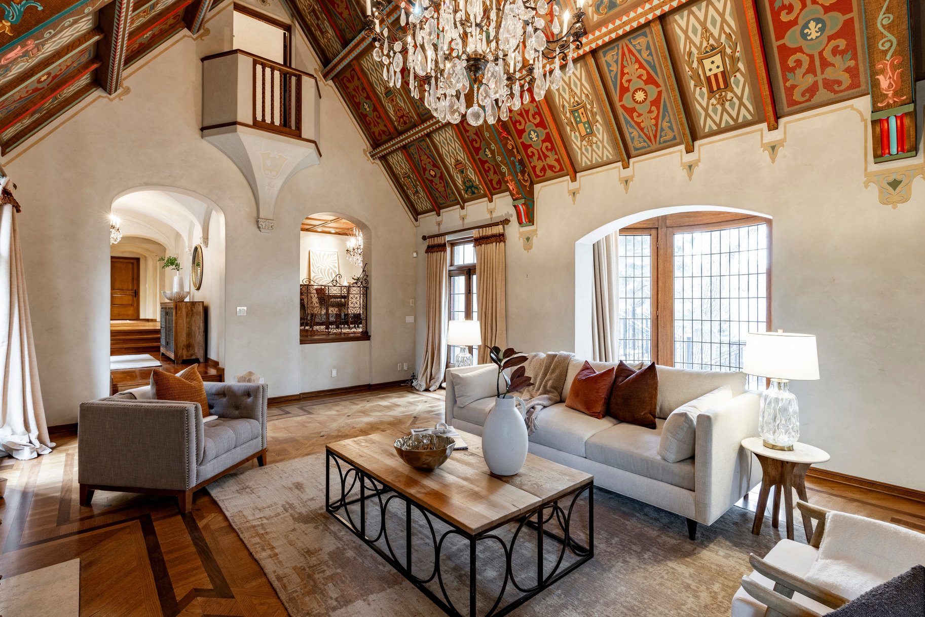  An Exquisite Norman French Manor Nestled in Gilmer Park - 物件實景