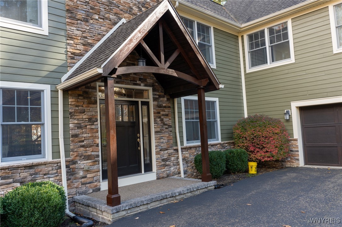 Mansfield, New York, 14731, United States, 4 Bedrooms Bedrooms, ,5 BathroomsBathrooms,Residential,For Sale,1976041