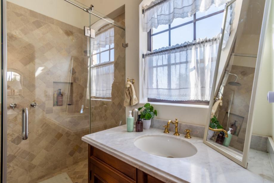San Miguel de Allende, Guanajuato, 37893, Mexico, 4 Bedrooms Bedrooms, ,5 BathroomsBathrooms,Residential,For Sale,1768184