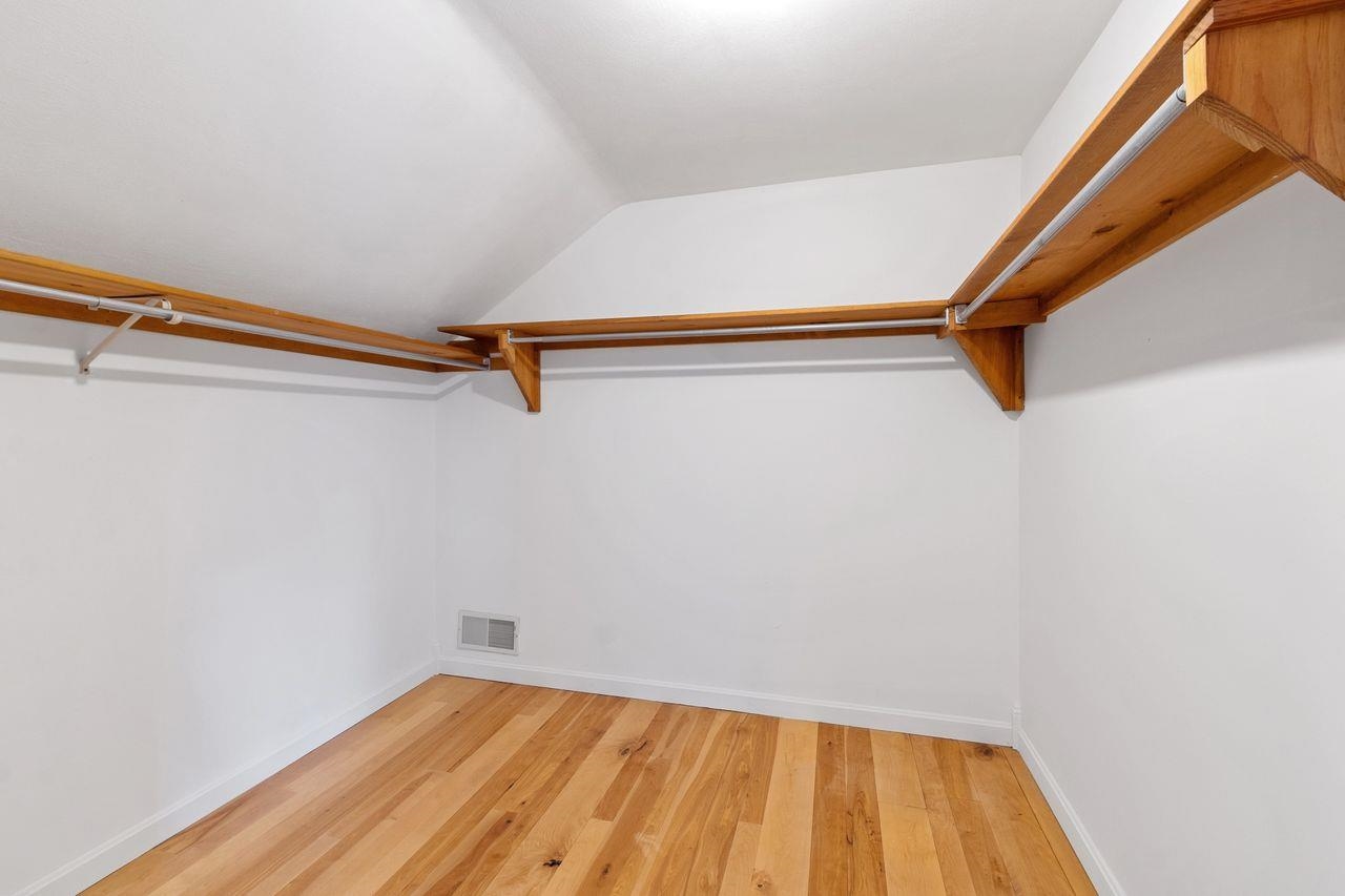 Nottingham, New Hampshire, 03290, United States, 3 Bedrooms Bedrooms, ,Residential,For Sale,1866436