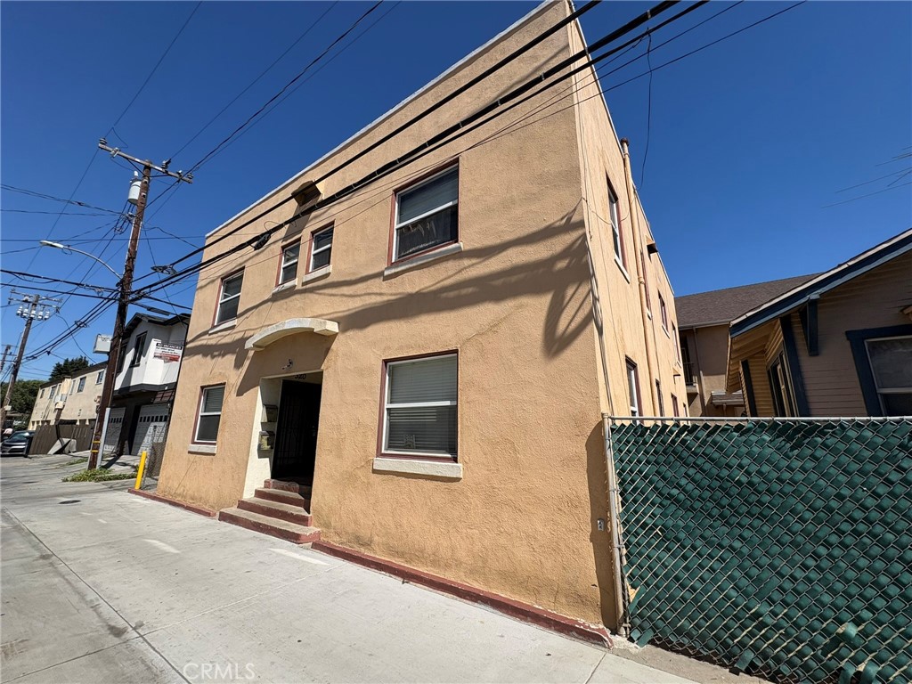 Long Beach, California, 90802, United States, ,Residential,For Sale,2048316