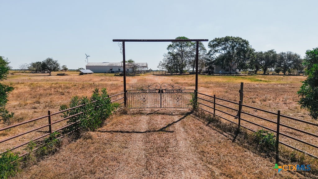 Yoakum, Texas, 77995, United States, 4 Bedrooms Bedrooms, ,3 BathroomsBathrooms,Residential,For Sale,1958998