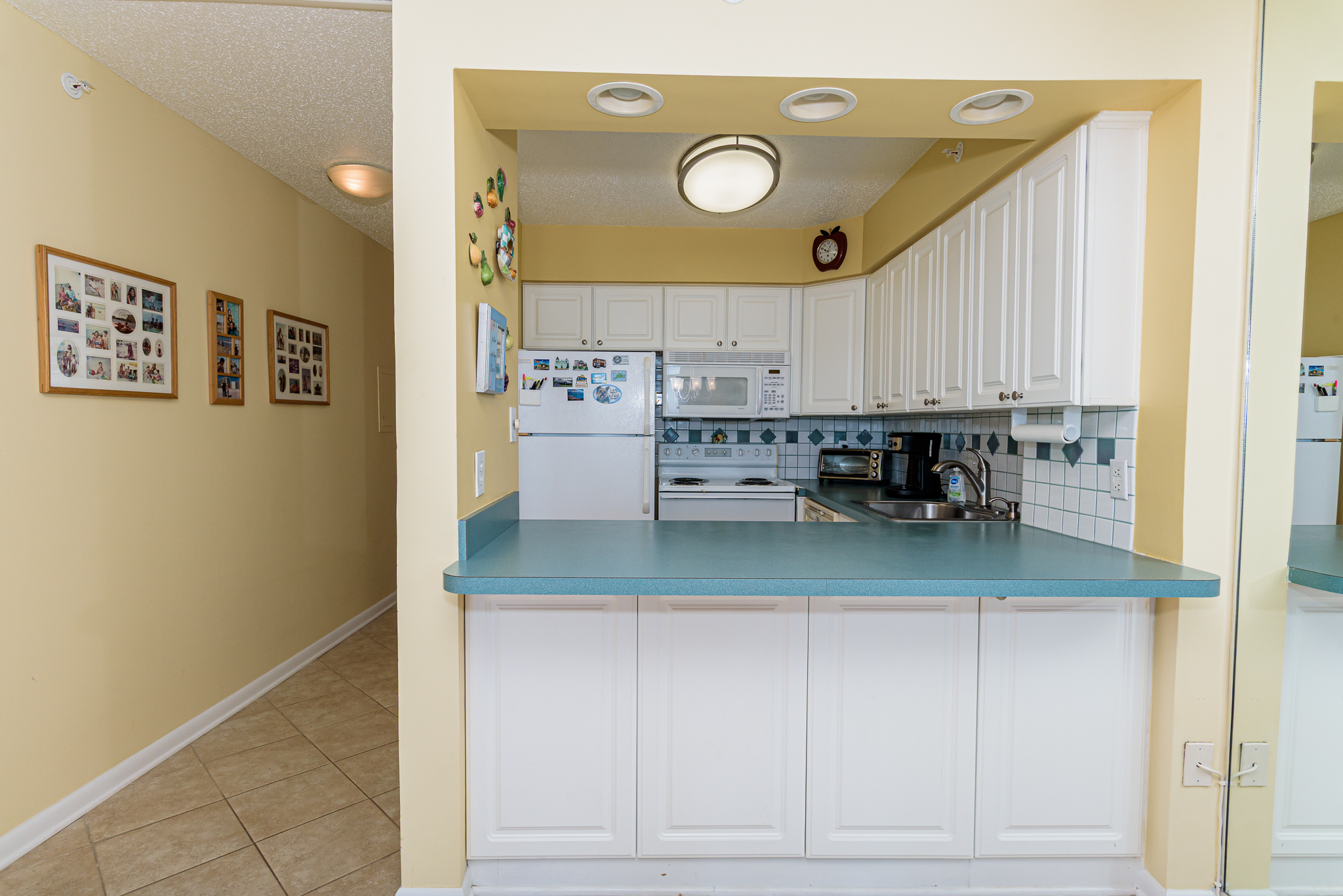 Ocean City, Maryland, 21842, United States, 3 Bedrooms Bedrooms, ,2 BathroomsBathrooms,Residential,For Sale,1929100