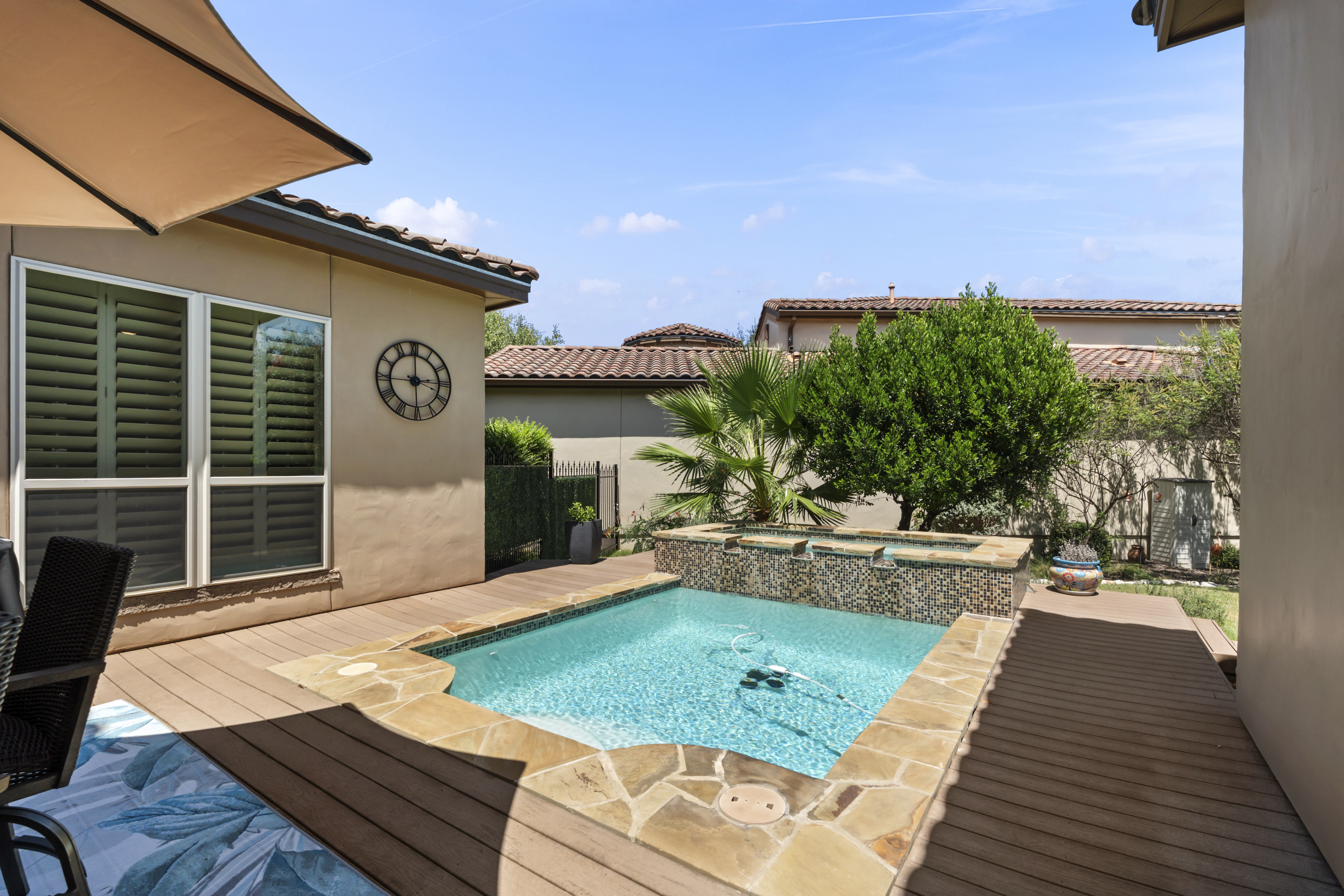  Elevated Living in Campanas - 物件實景