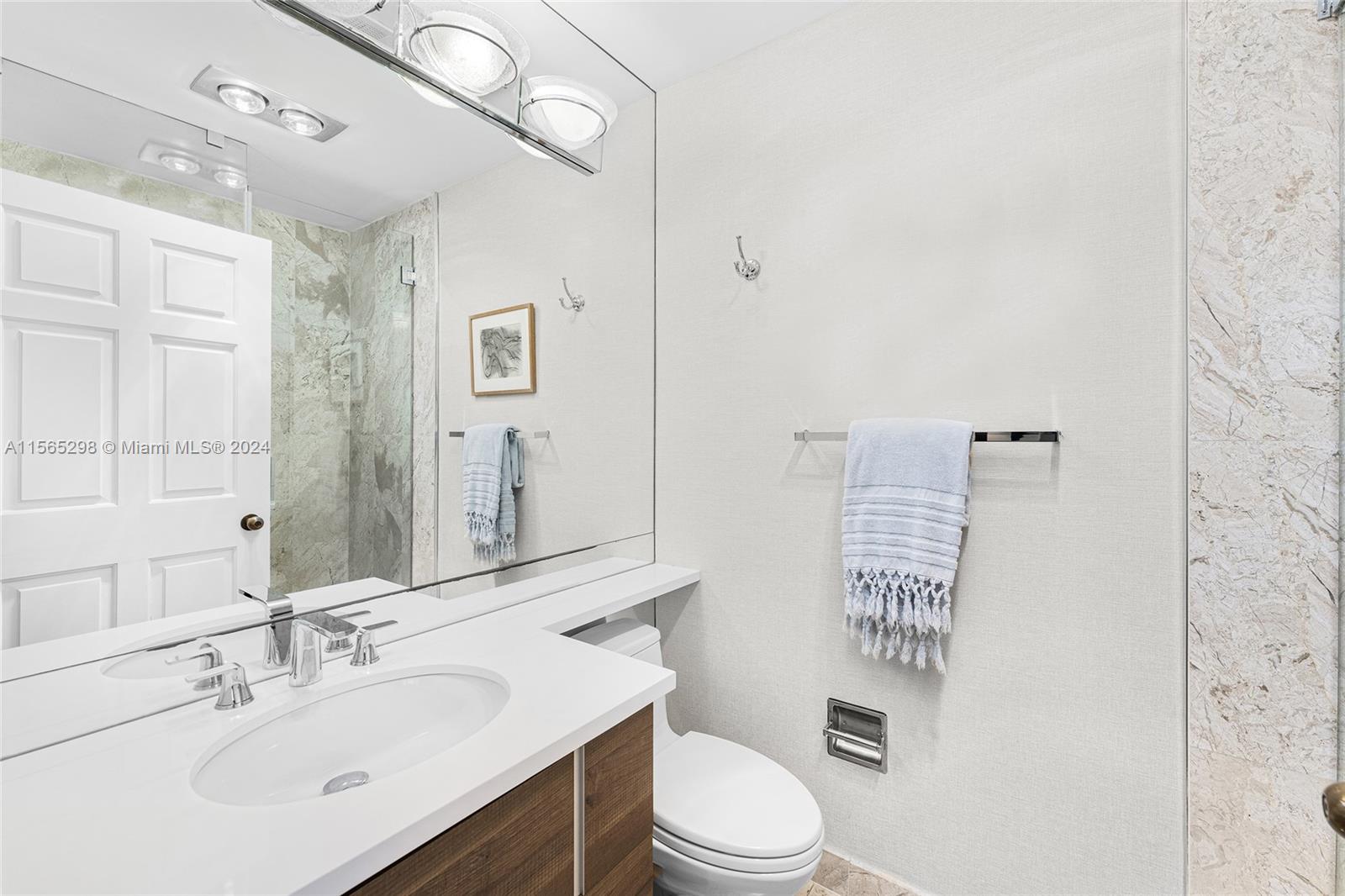 Miami Beach, Florida, 33109, United States, 3 Bedrooms Bedrooms, ,4 BathroomsBathrooms,Residential,For Sale,1926263