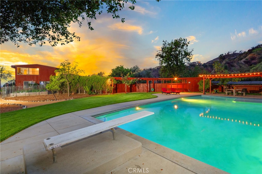 Sierra Madre, California, 91024, United States, 5 Bedrooms Bedrooms, ,2 BathroomsBathrooms,Residential,For Sale,1777104