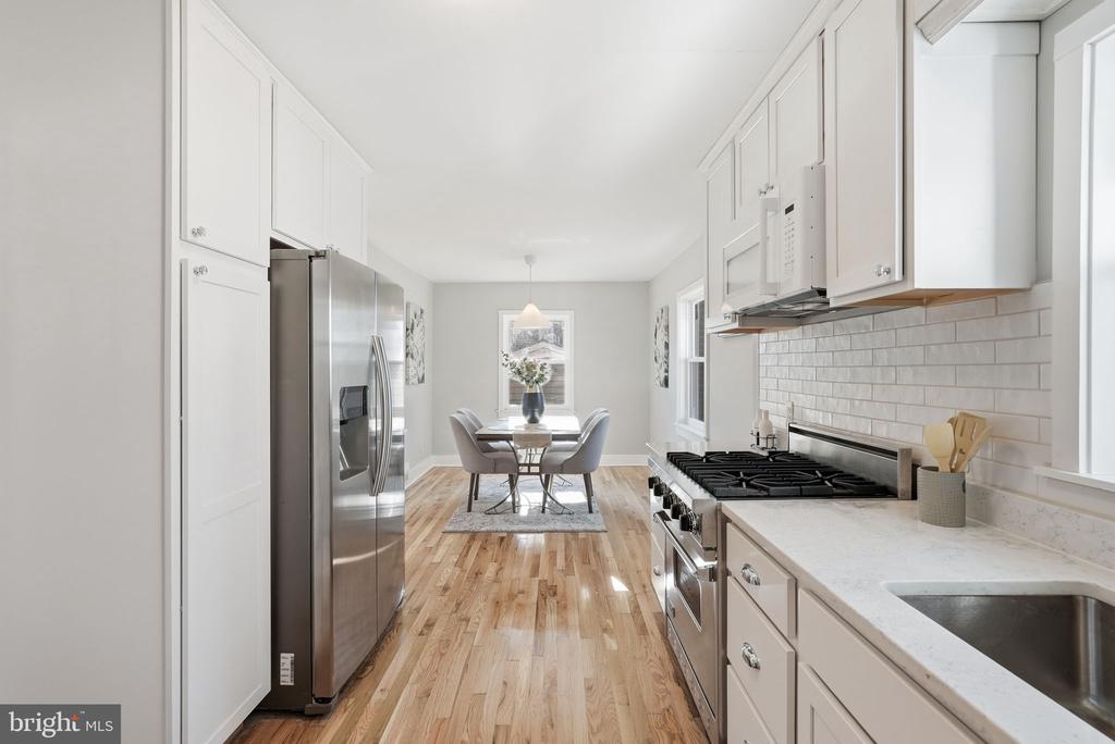 Silver Spring, Maryland, 20901, United States, 4 Bedrooms Bedrooms, ,3 BathroomsBathrooms,Residential,For Sale,2002464