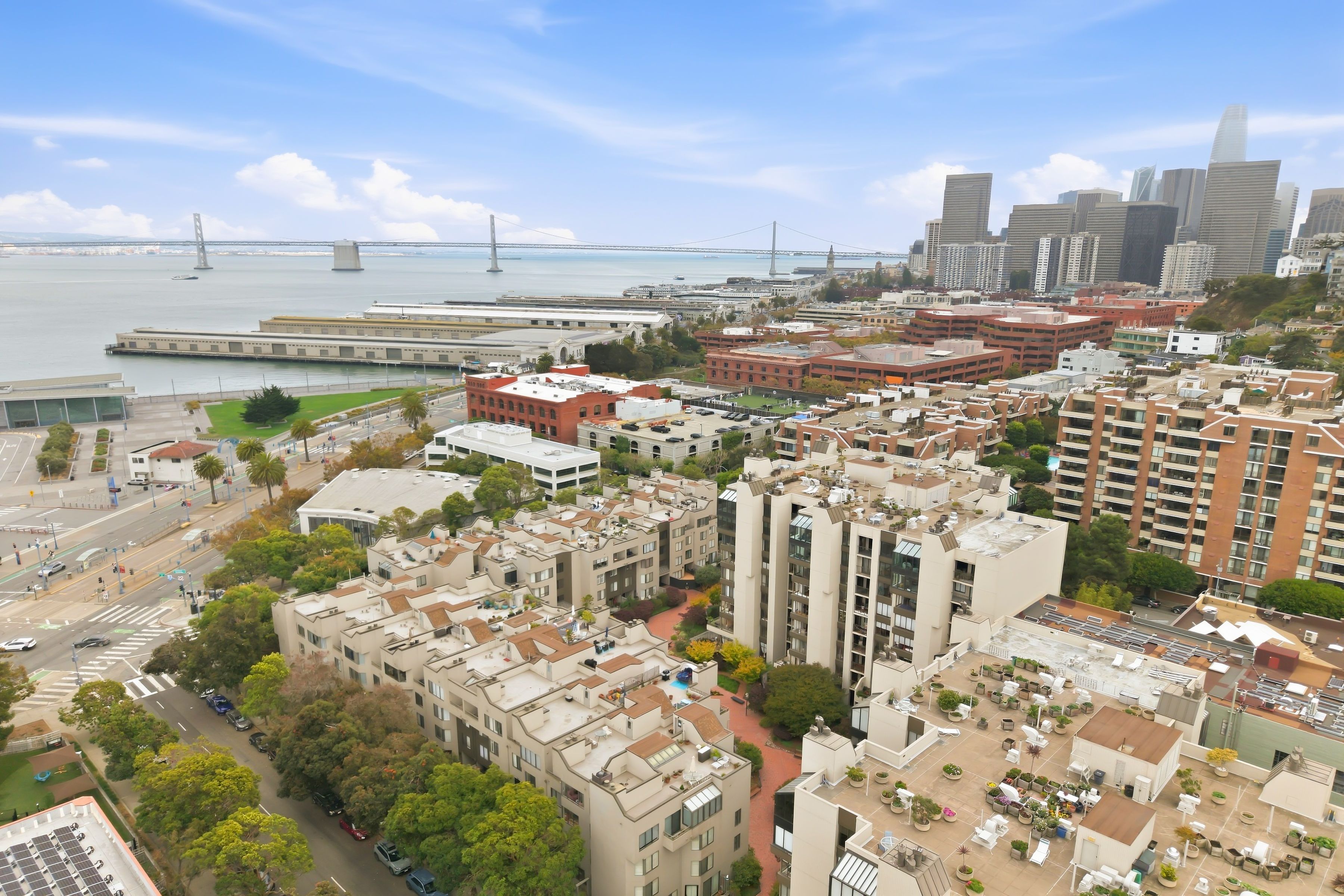  A Spacious North Waterfront Retreat - 物件實景