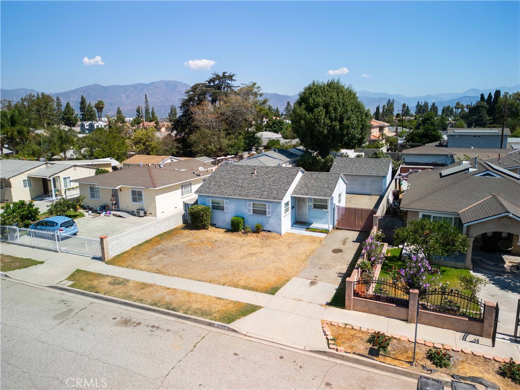 Baldwin Park, California, 91706, United States, 2 Bedrooms Bedrooms, ,1 BathroomBathrooms,Residential,For Sale,1940900