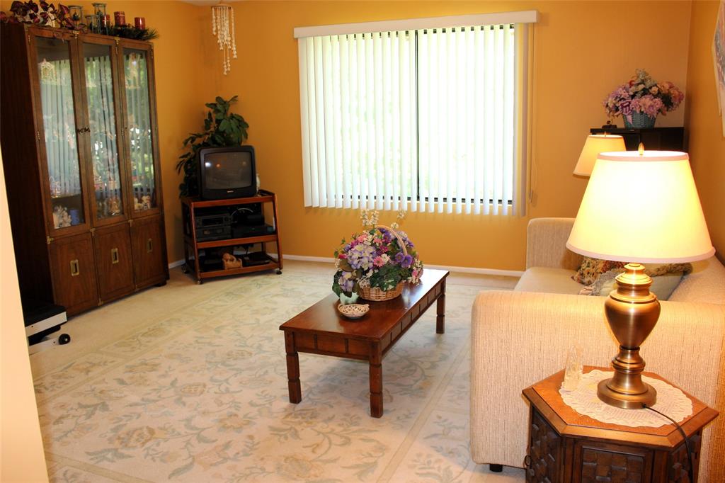 New York, New York, 11730, United States, 3 Bedrooms Bedrooms, ,3 BathroomsBathrooms,Residential,For Sale,1928706