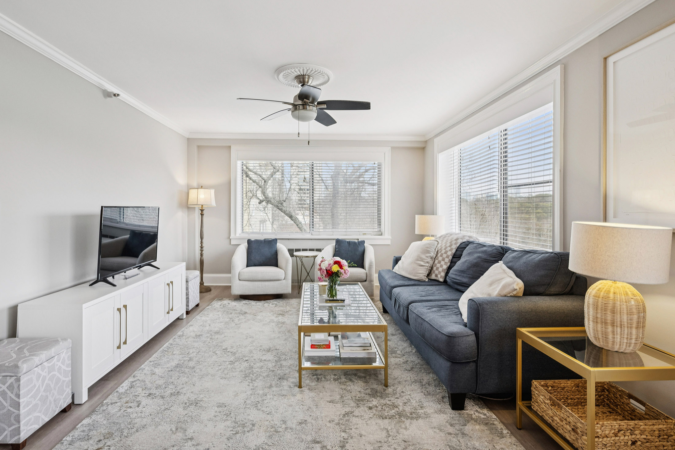  Light-filled Corner Residence at Park Lane - 物件實景