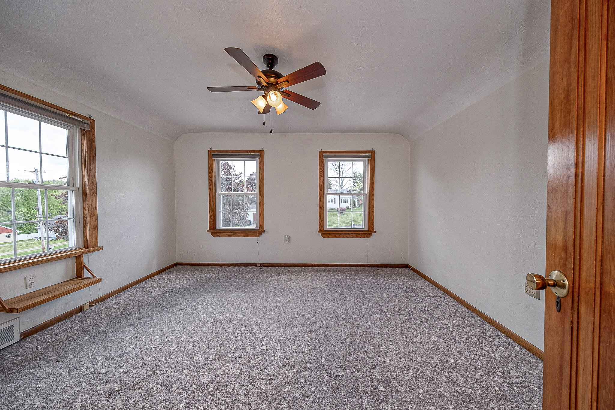  2112 Clayton Road - 物件實景