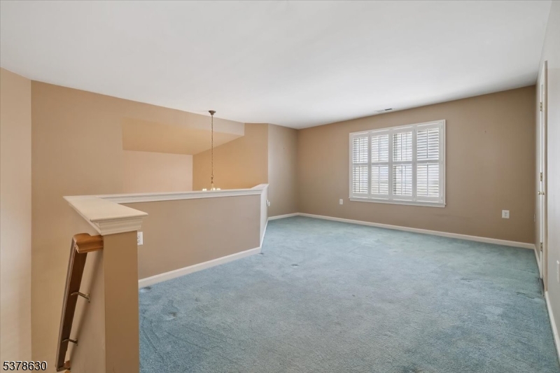 Franklin Twp., New Jersey, 08873, United States, 2 Bedrooms Bedrooms, ,3 BathroomsBathrooms,Residential,For Sale,1940389