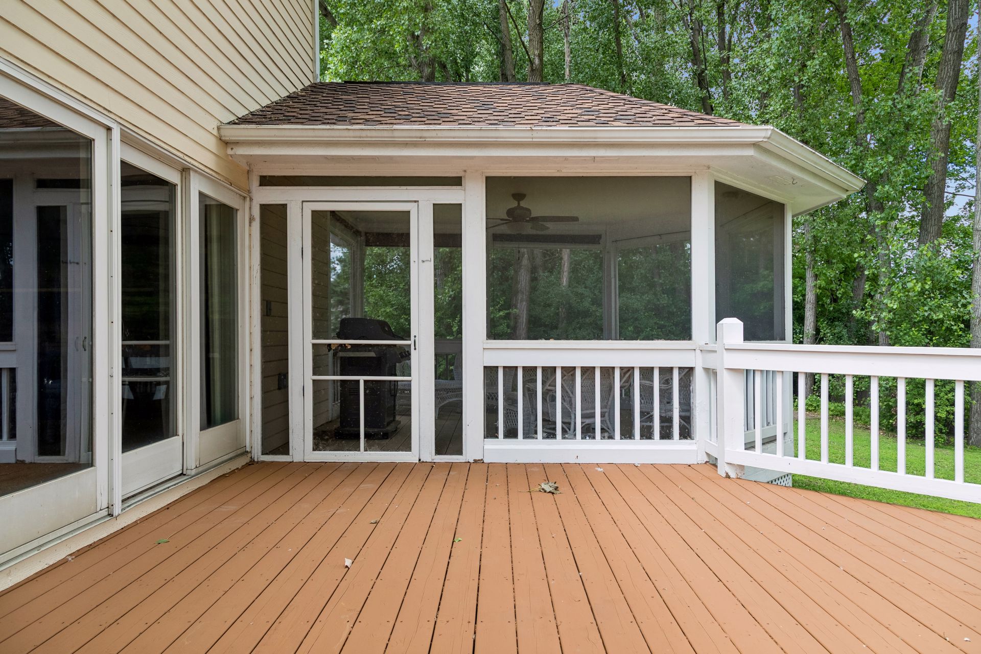  Beautifully Designed Living Near Bald Eagle Lake - 物件實景