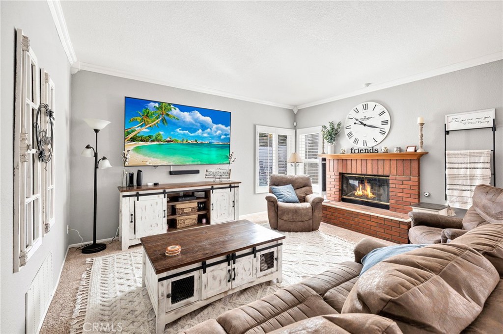 Hemet, California, 92544, United States, 4 Bedrooms Bedrooms, ,3 BathroomsBathrooms,Residential,For Sale,1988579