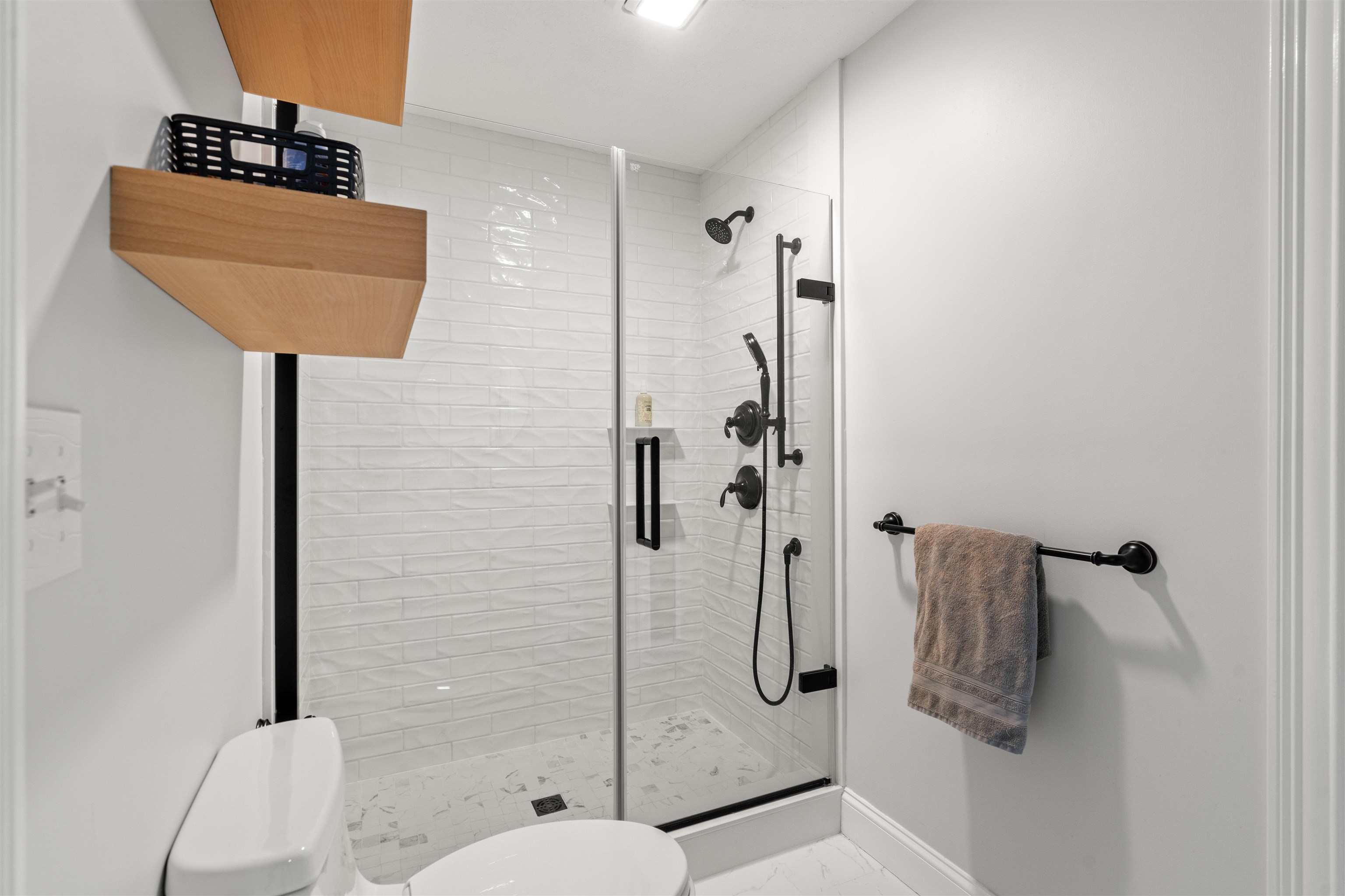 Hollis, New Hampshire, 03049, United States, 4 Bedrooms Bedrooms, ,3 BathroomsBathrooms,Residential,For Sale,1883296