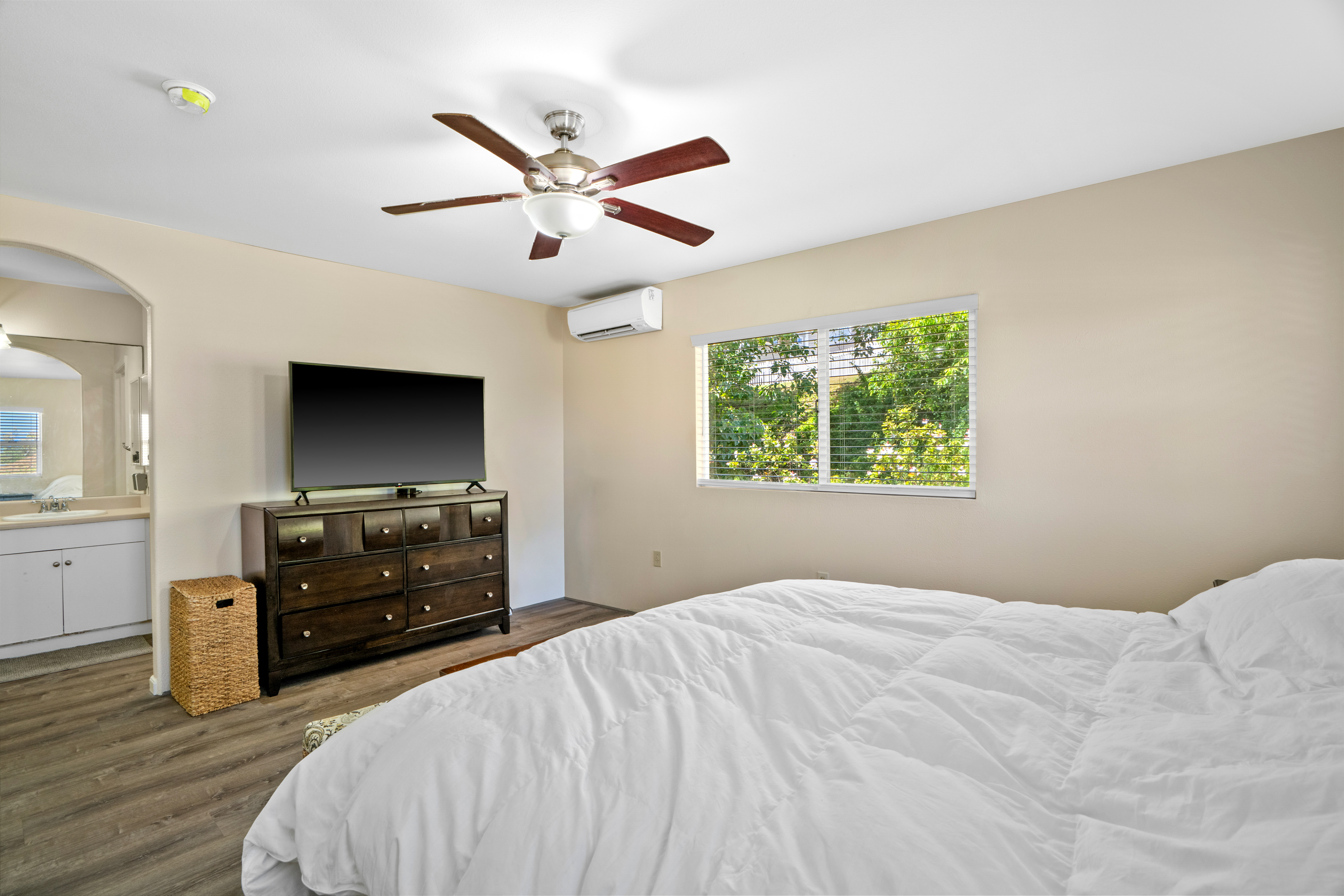 Lihue, Hawaii, 96766, United States, 3 Bedrooms Bedrooms, ,3 BathroomsBathrooms,Residential,For Sale,1933195