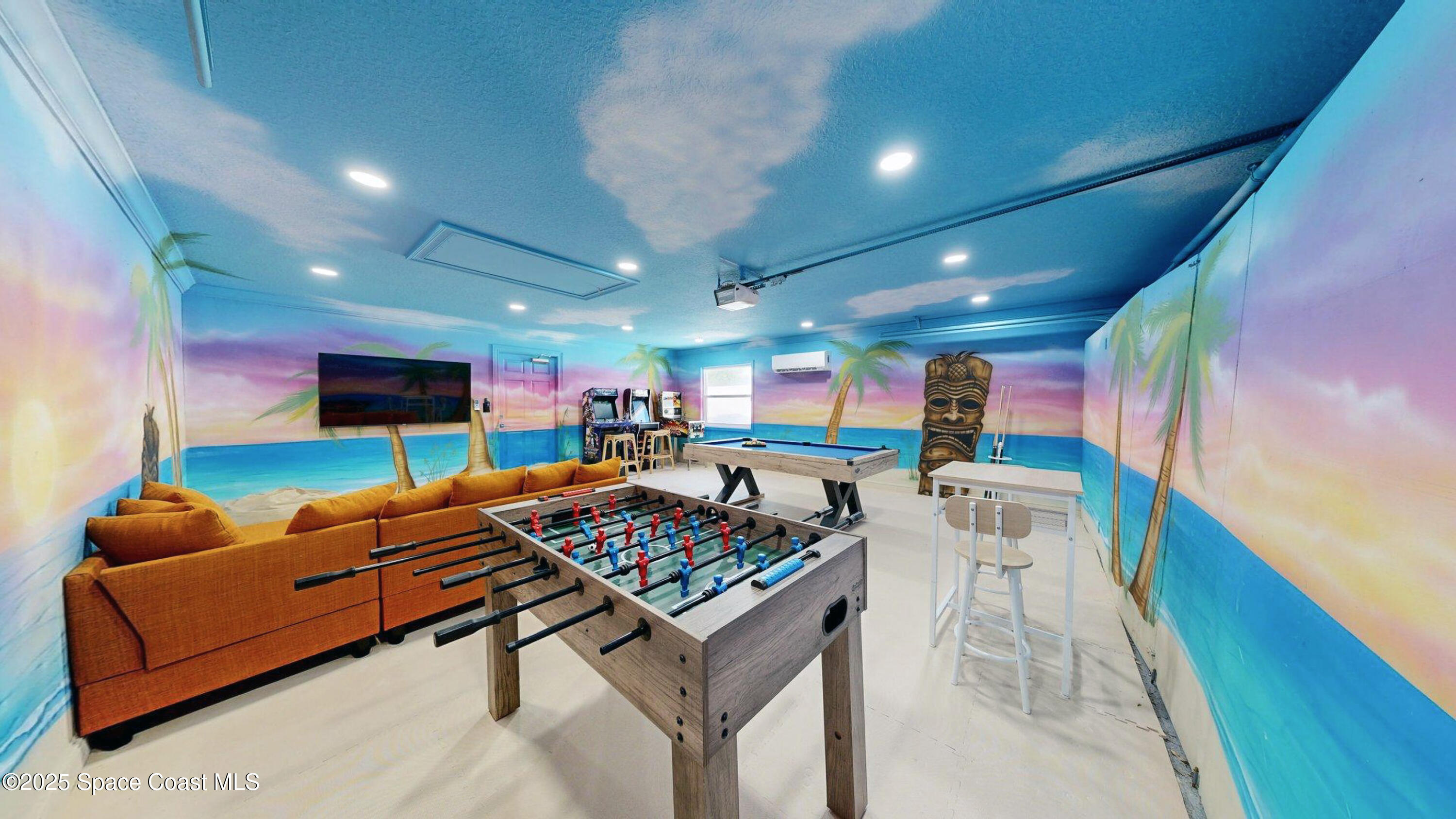 Cocoa Beach, Florida, 32931, United States, 5 Bedrooms Bedrooms, ,5 BathroomsBathrooms,Residential,For Sale,1942251