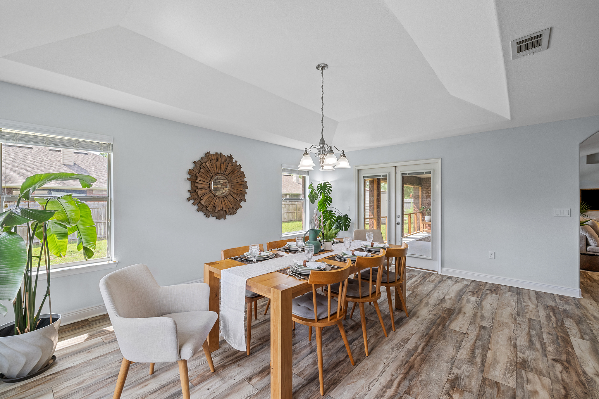  Spacious Craftsman in Summerset Estates - 物件實景