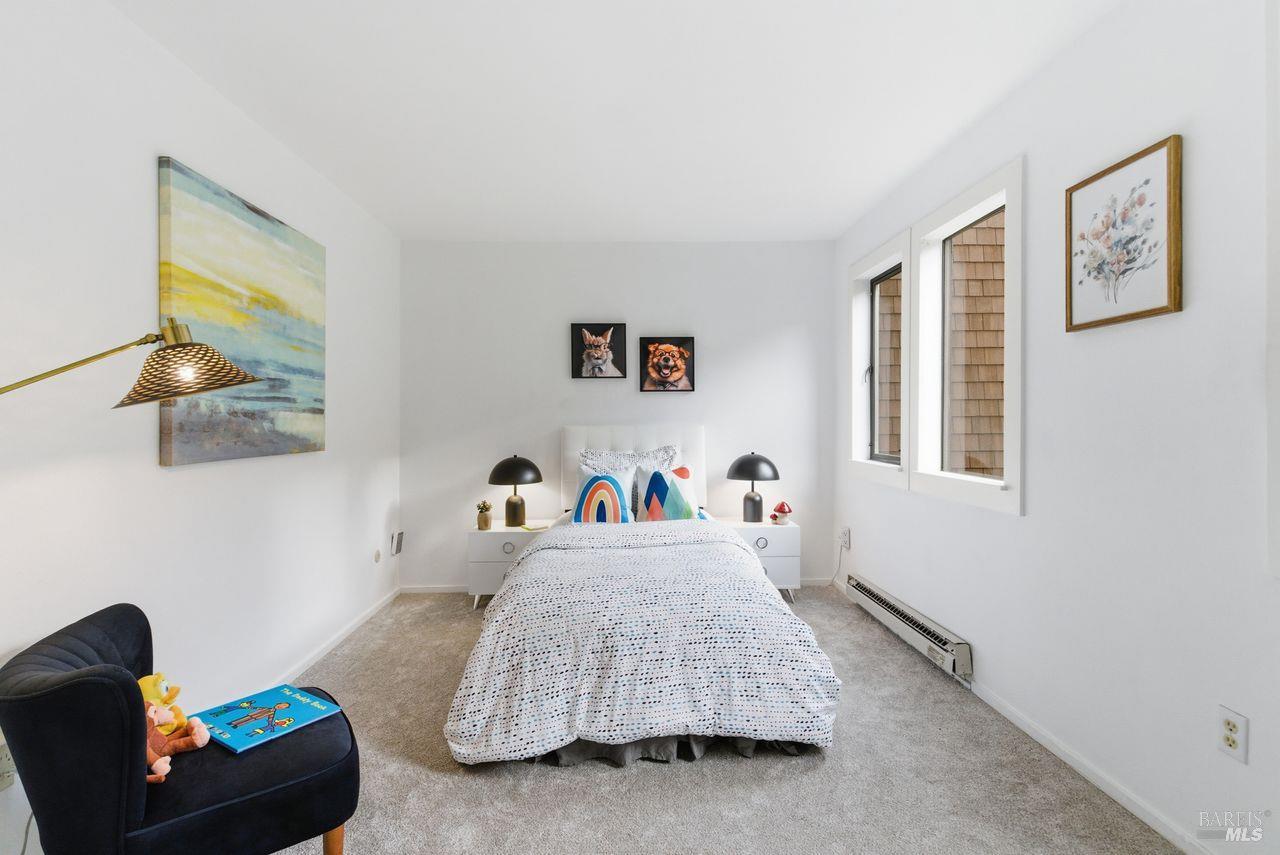 Sausalito, California, 94965, United States, 3 Bedrooms Bedrooms, ,3 BathroomsBathrooms,Residential,For Sale,1990897