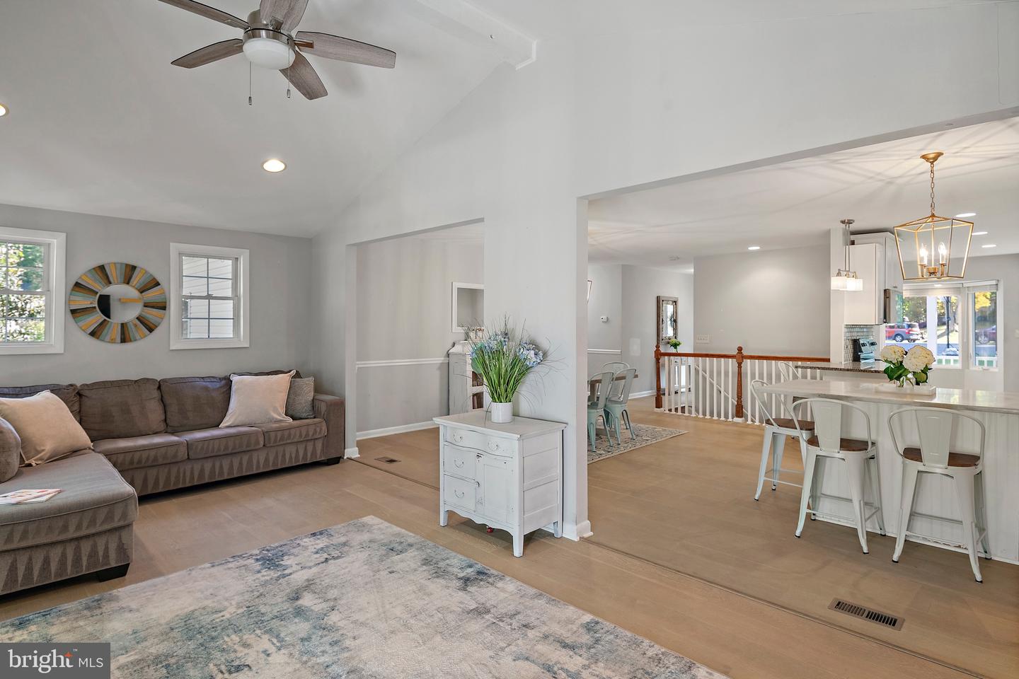 ANNAPOLIS, Maryland, 21401, United States, 4 Bedrooms Bedrooms, ,3 BathroomsBathrooms,Residential,For Sale,1988368