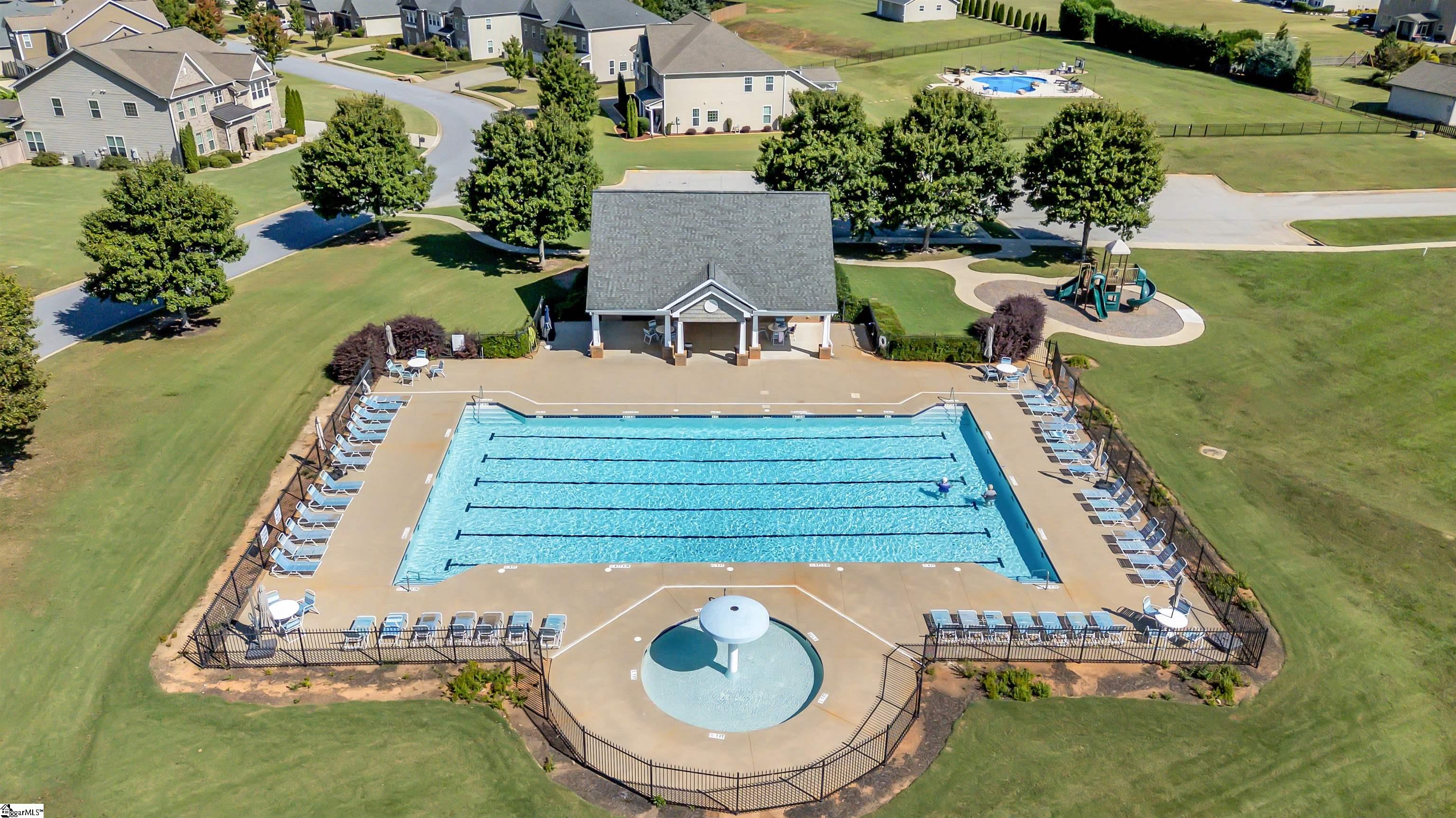 Simpsonville, South Carolina, 29681, United States, 4 Bedrooms Bedrooms, ,4 BathroomsBathrooms,Residential,For Sale,1948001