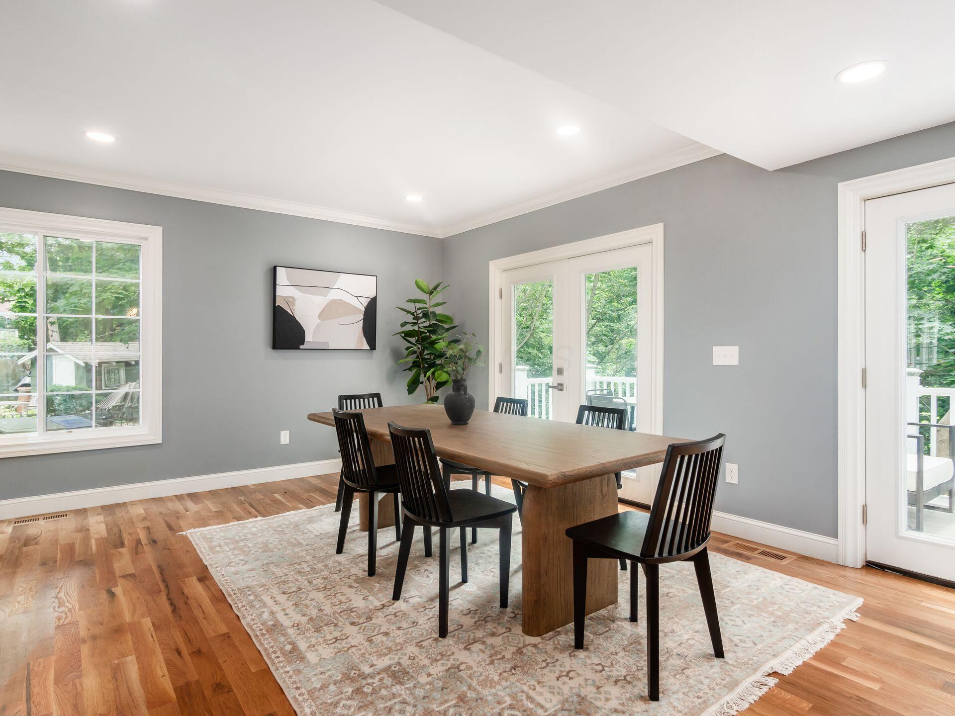 Columbus, Ohio, 43202, United States, 5 Bedrooms Bedrooms, ,4 BathroomsBathrooms,Residential,For Sale,1988321