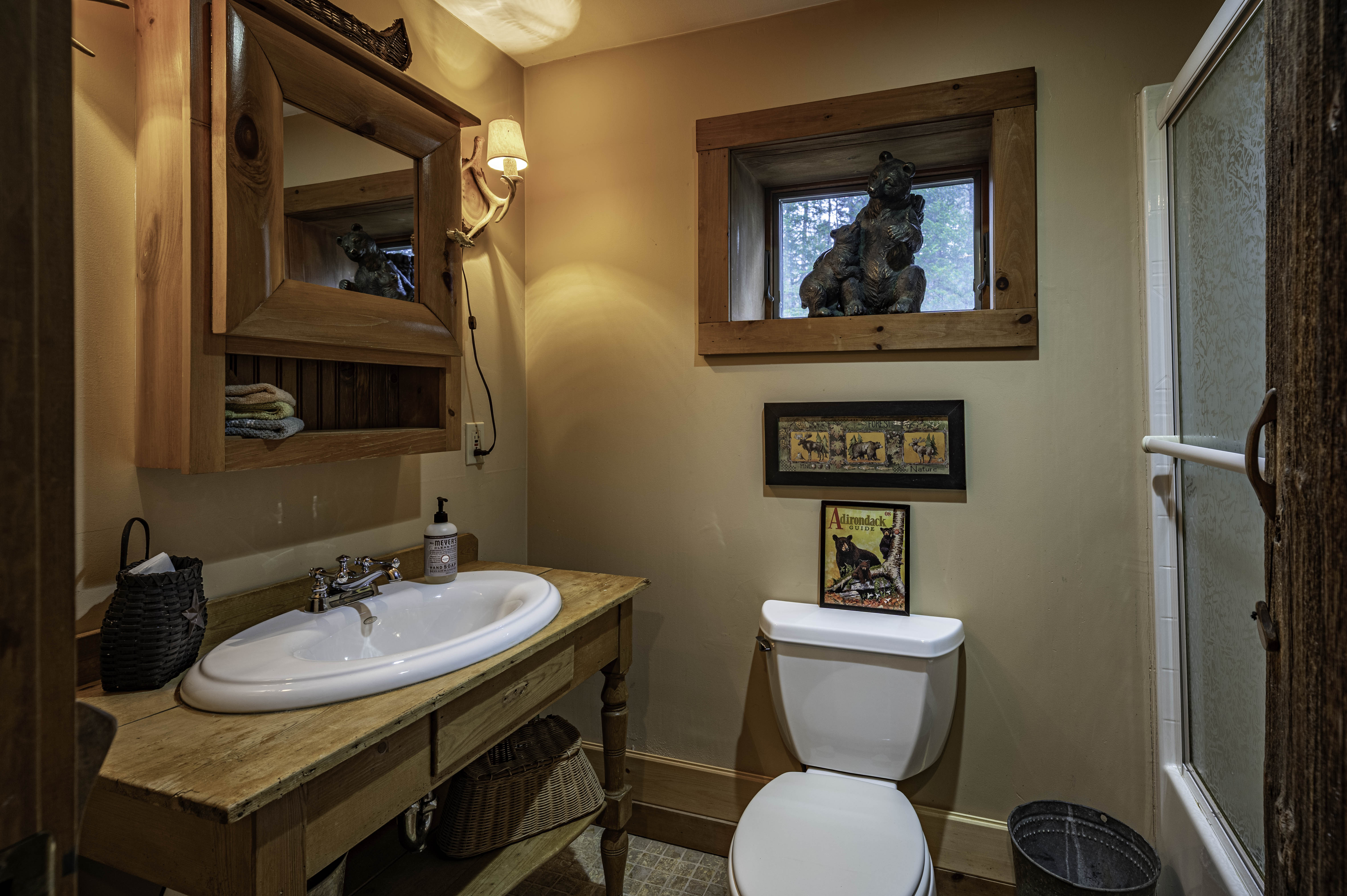  A Classic Adirondack Log Home on Pristine First Lake Frontage - 物件實景