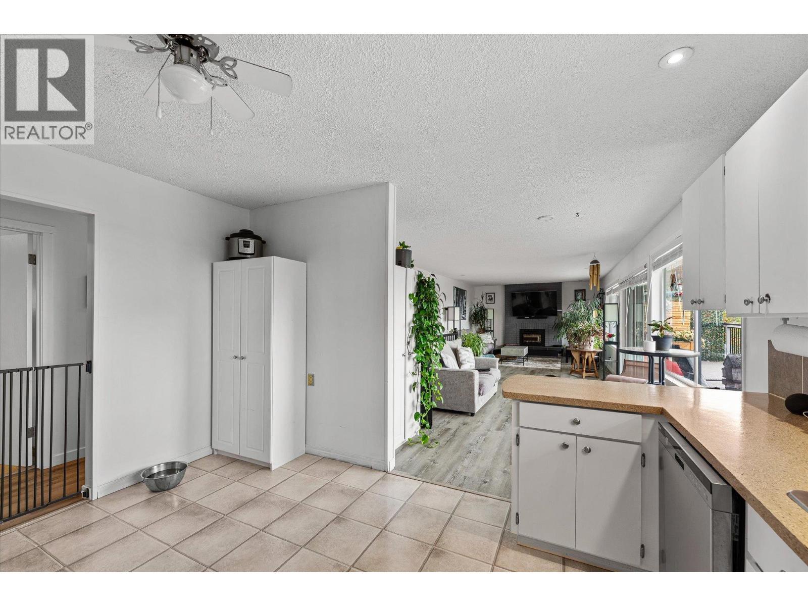 WEST KELOWNA, British Columbia, V4T 1A9, CA, 5 Bedrooms Bedrooms, ,2 BathroomsBathrooms,Residential,For Sale,1907472