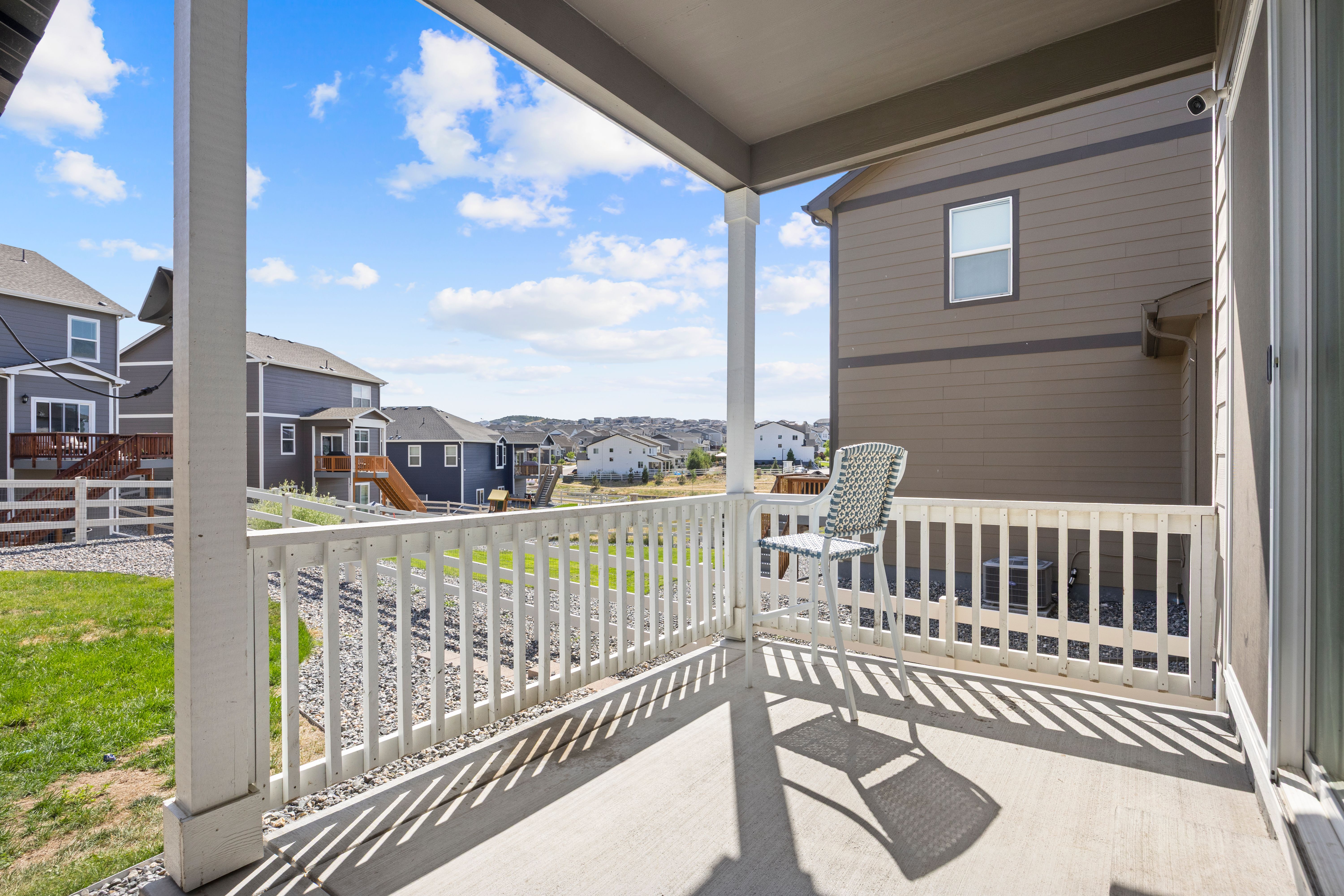  Perfect Blend of Modern Style, Functionality, and Mesa Views - 物件實景