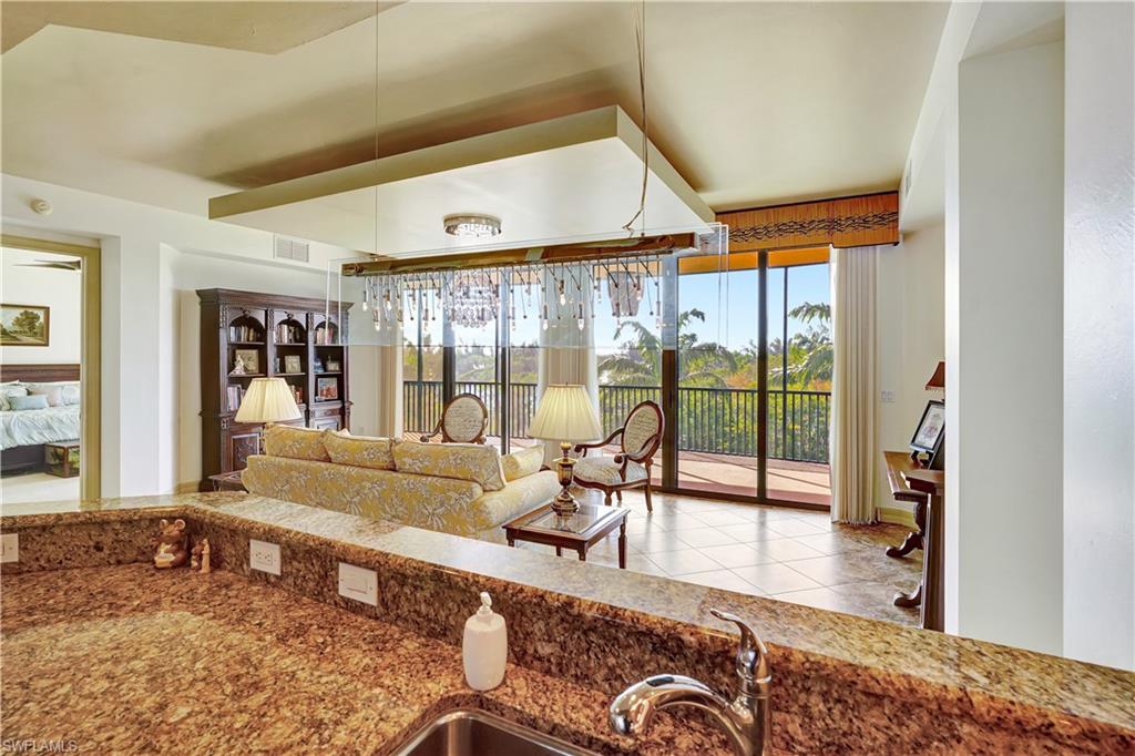 Fort Myers, Florida, 33907, United States, 2 Bedrooms Bedrooms, ,3 BathroomsBathrooms,Residential,For Sale,1994873