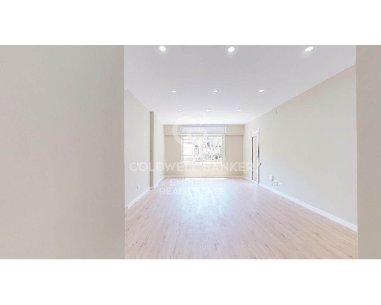 Barcelona, Catalonia, ES, 4 Bedrooms Bedrooms, ,2 BathroomsBathrooms,Residential,For Sale,1826815