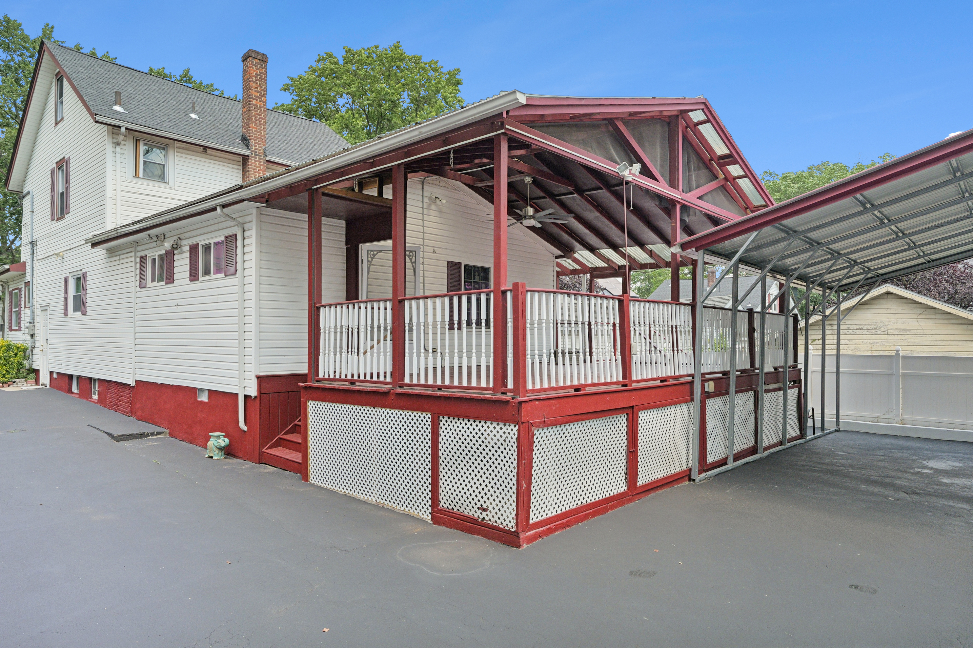 Maplewood, New Jersey, 07040, United States, 4 Bedrooms Bedrooms, ,5 BathroomsBathrooms,Residential,For Sale,1976450