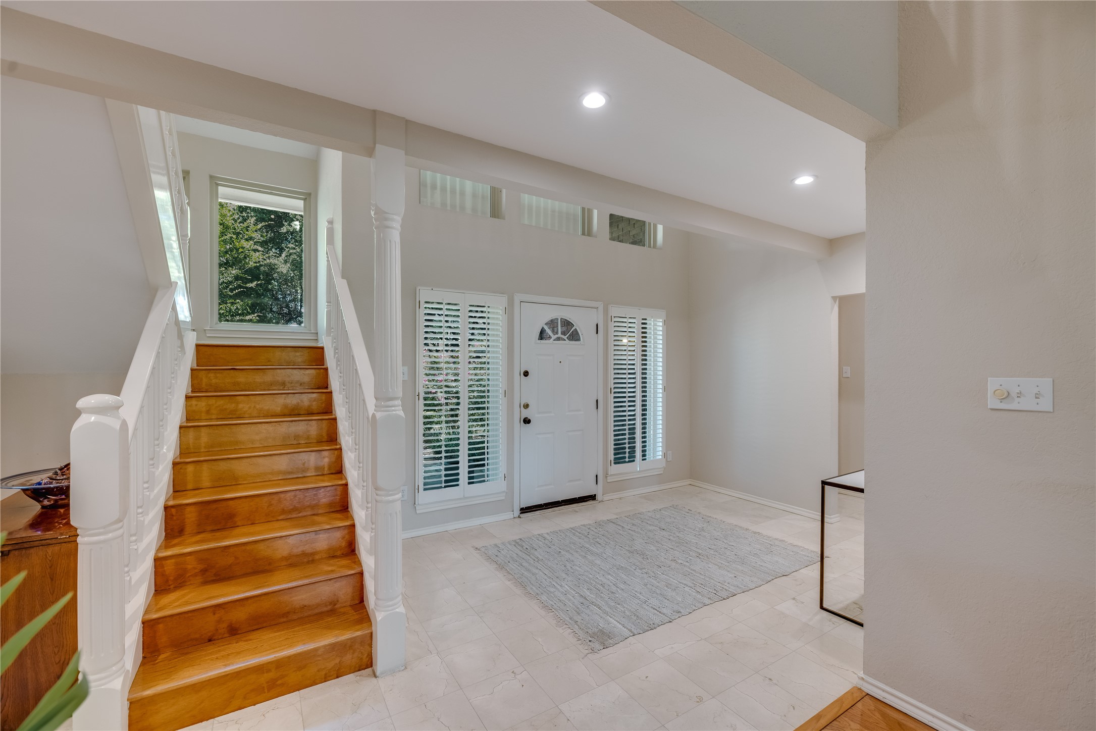 Fort Worth, Texas, 76116, United States, 4 Bedrooms Bedrooms, ,4 BathroomsBathrooms,Residential,For Sale,1926062