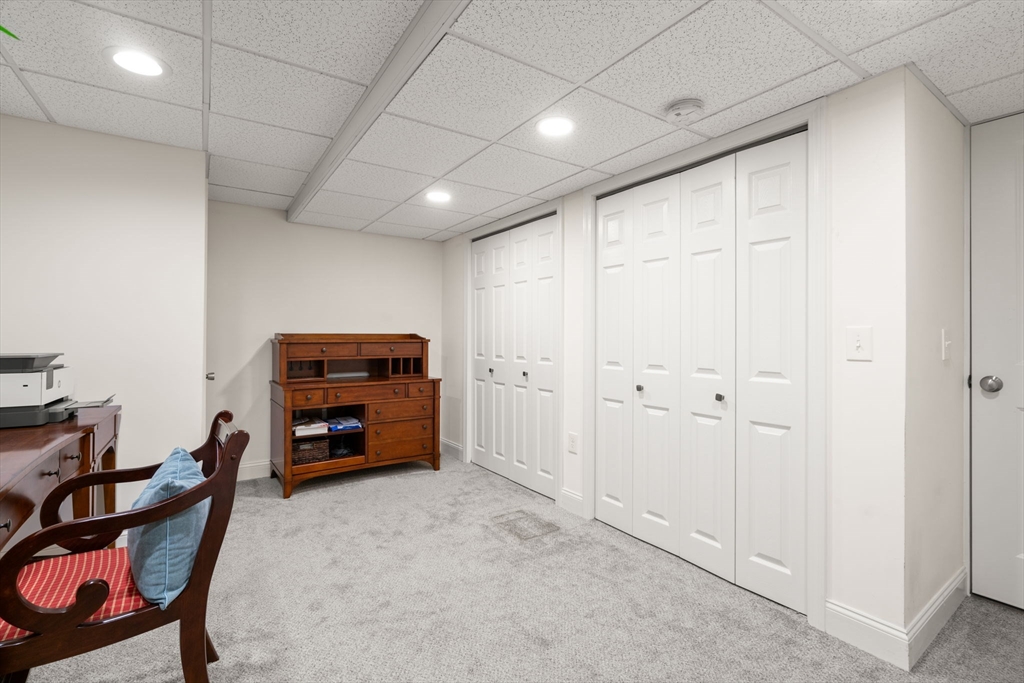 Bellingham, Massachusetts, 02019, United States, 2 Bedrooms Bedrooms, ,2 BathroomsBathrooms,Residential,For Sale,1938728